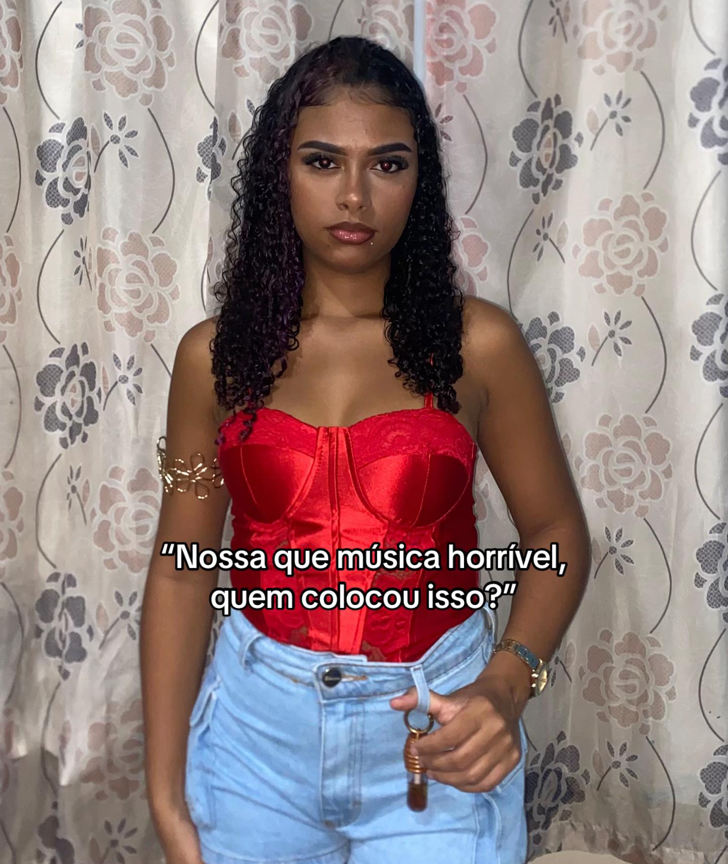 @Taissa Santos