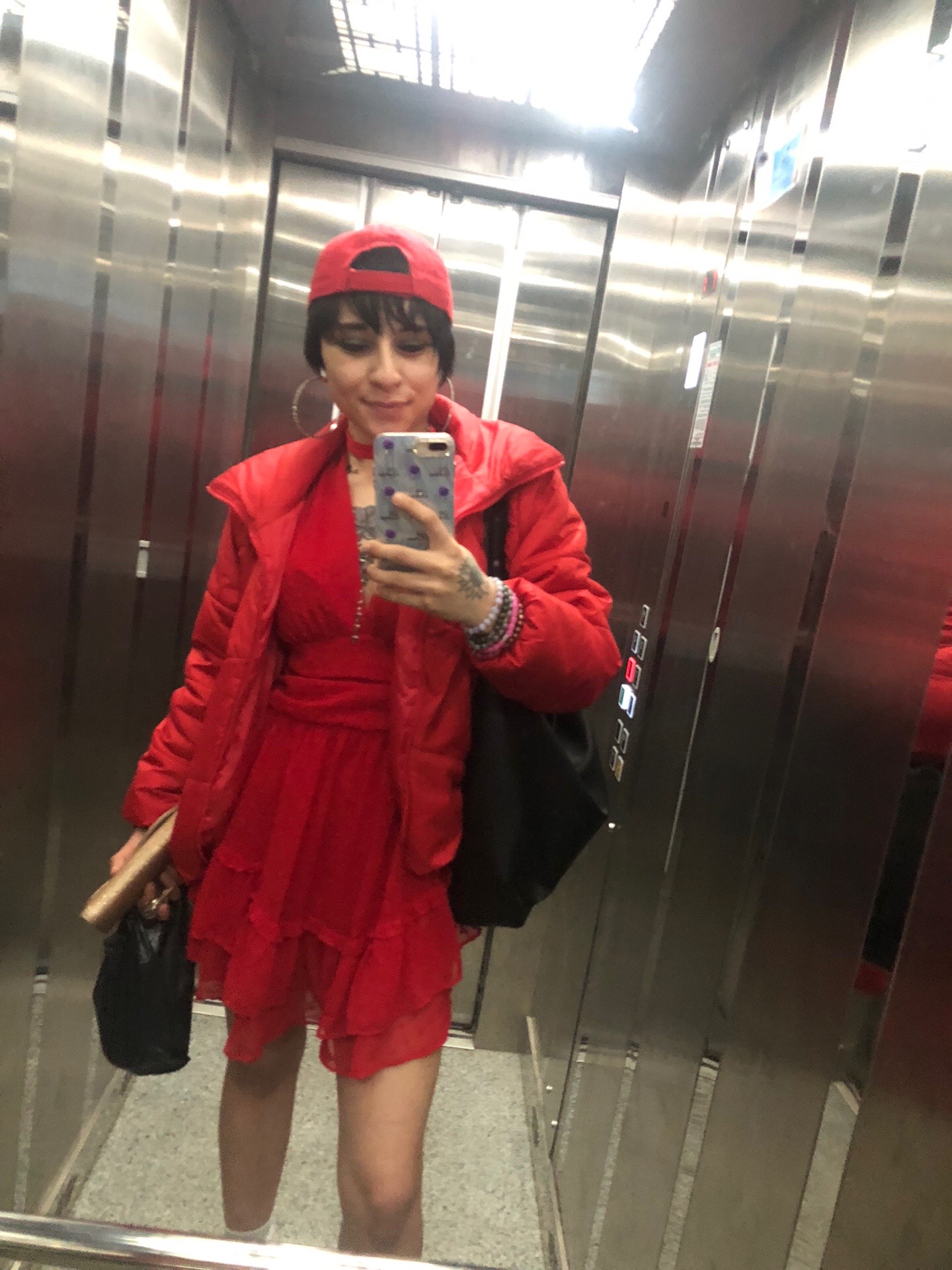 @G&Uuml;LNUR &Ouml;Z&Ccedil;ELİK