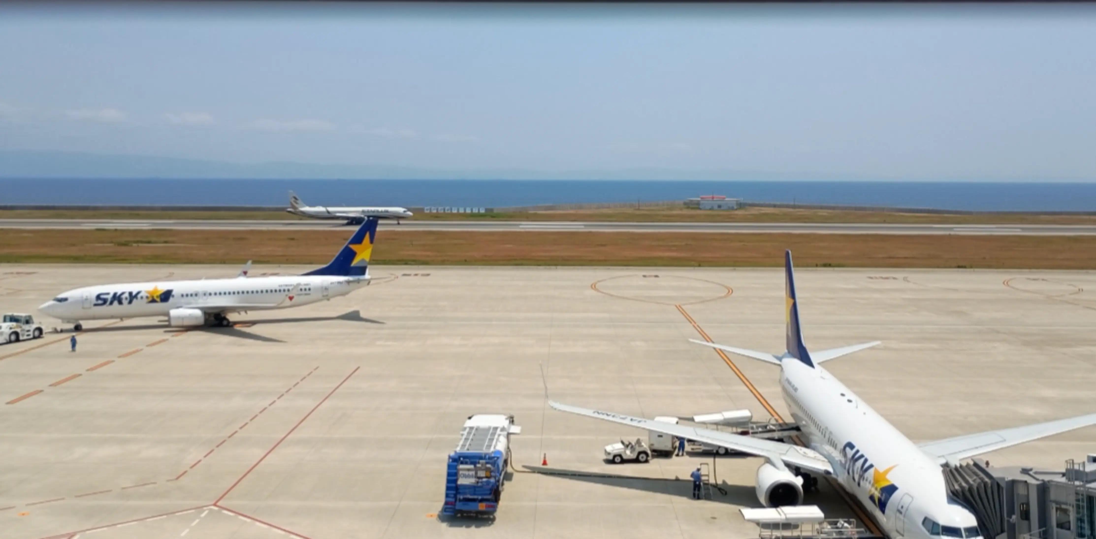 @tokitiro airplane