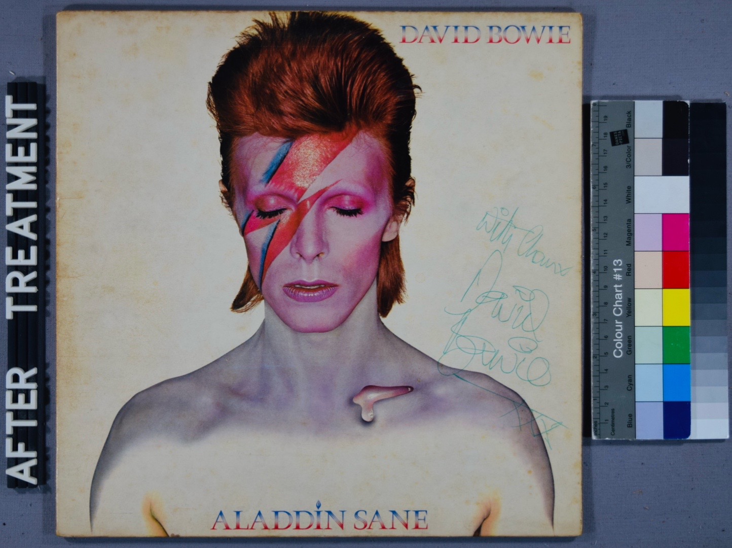 @DavidBowieGlamour Fan Account