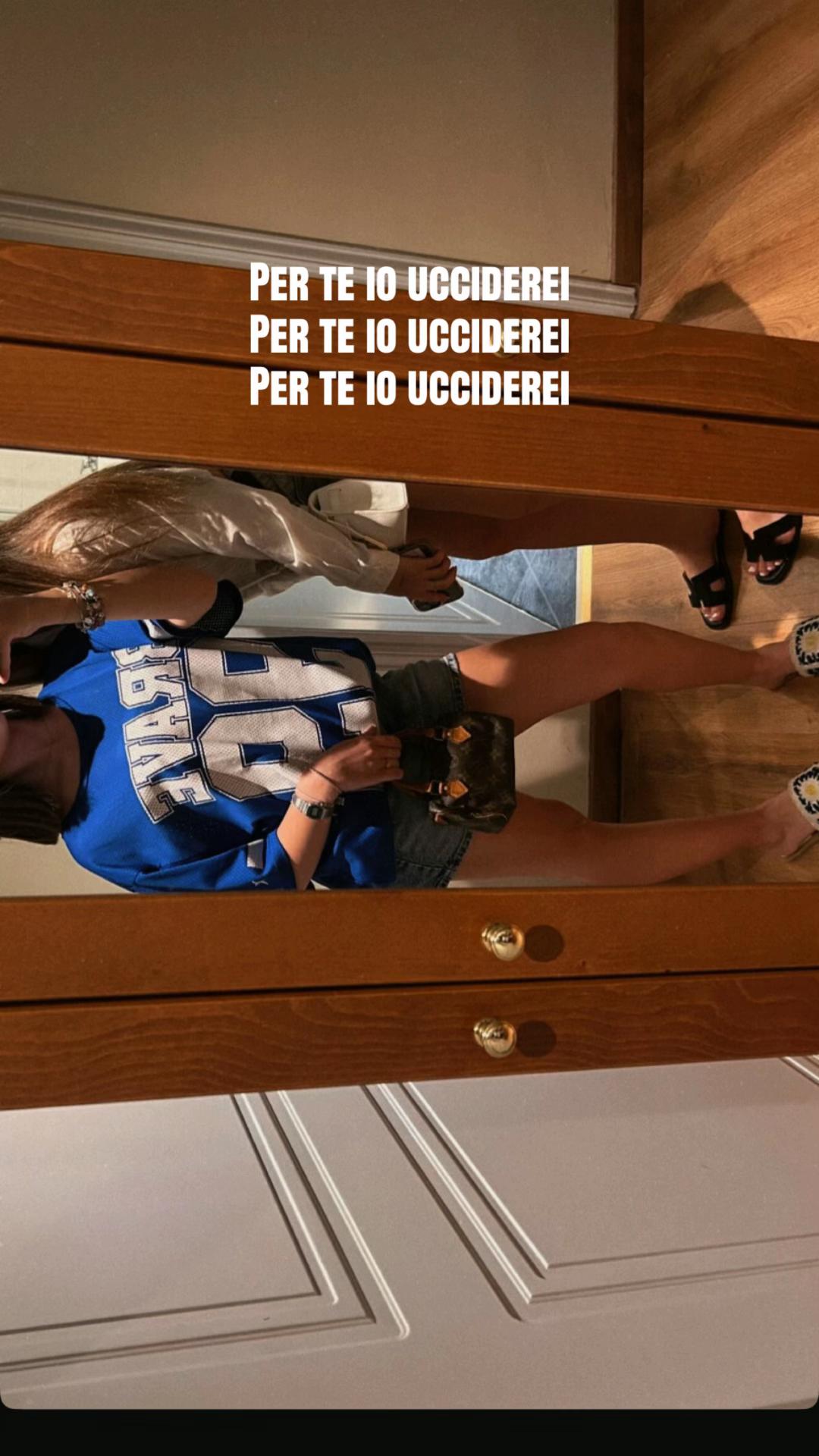 @Justforfriends