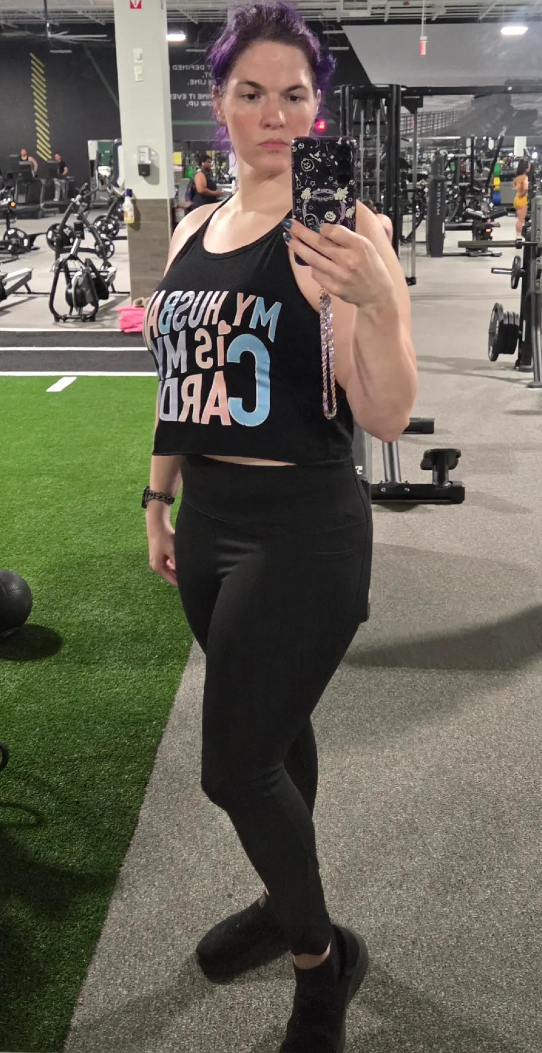 @GlitterGothQueen