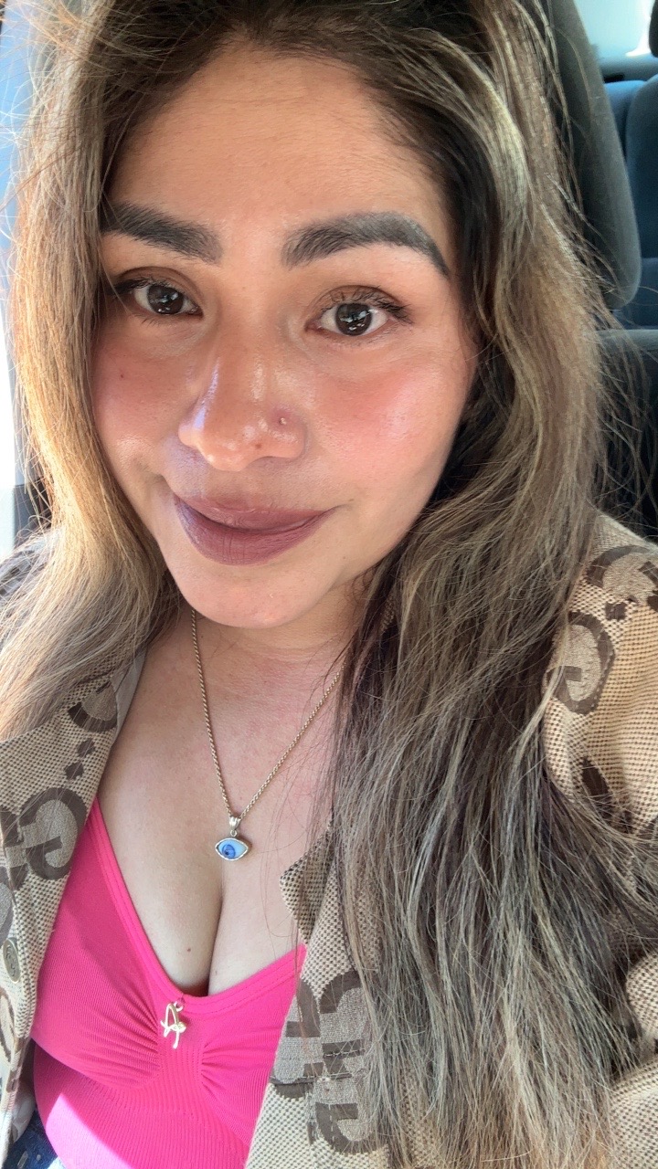 @Adela Lopez
