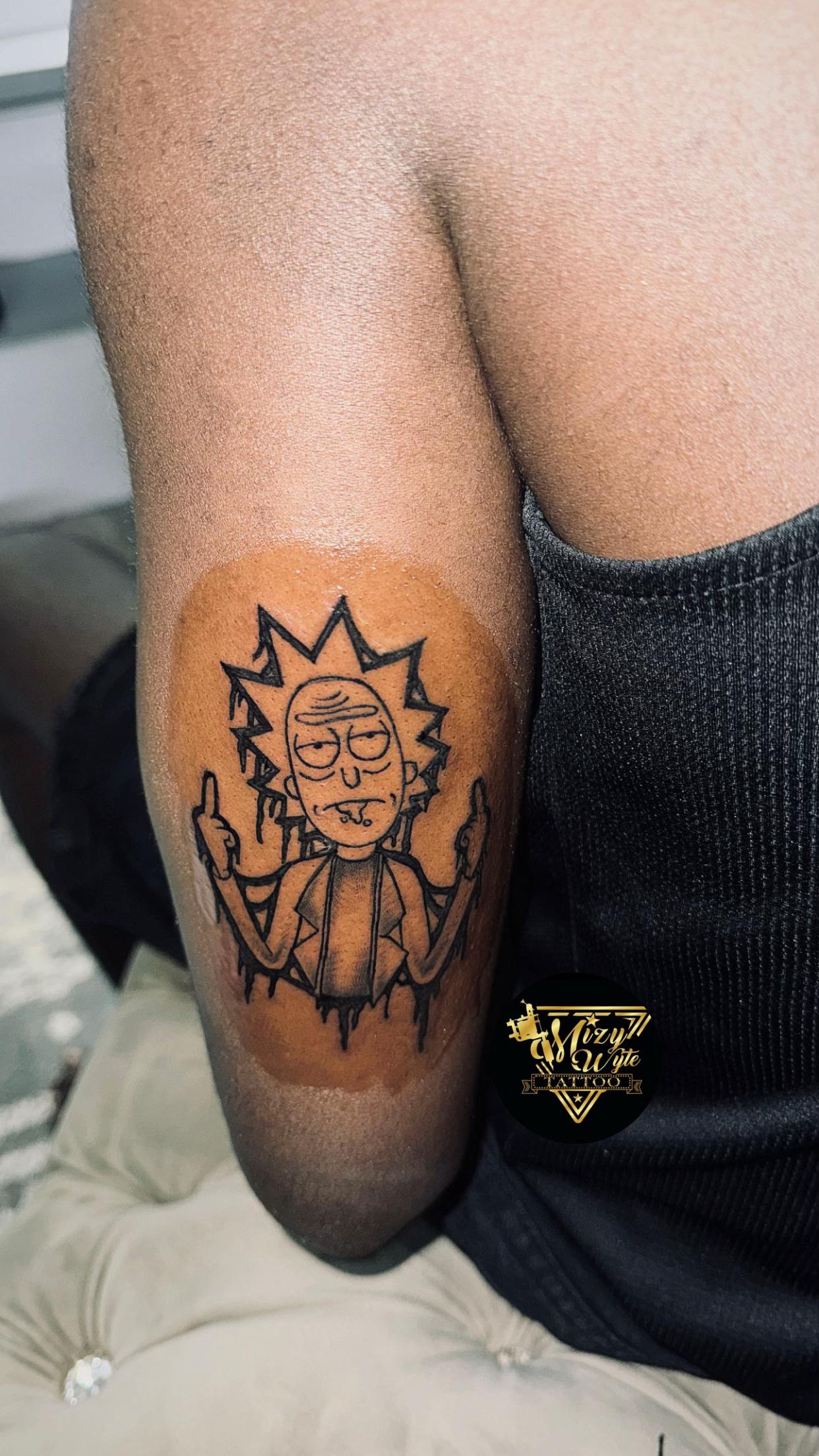 @Mizywyte Tattoo