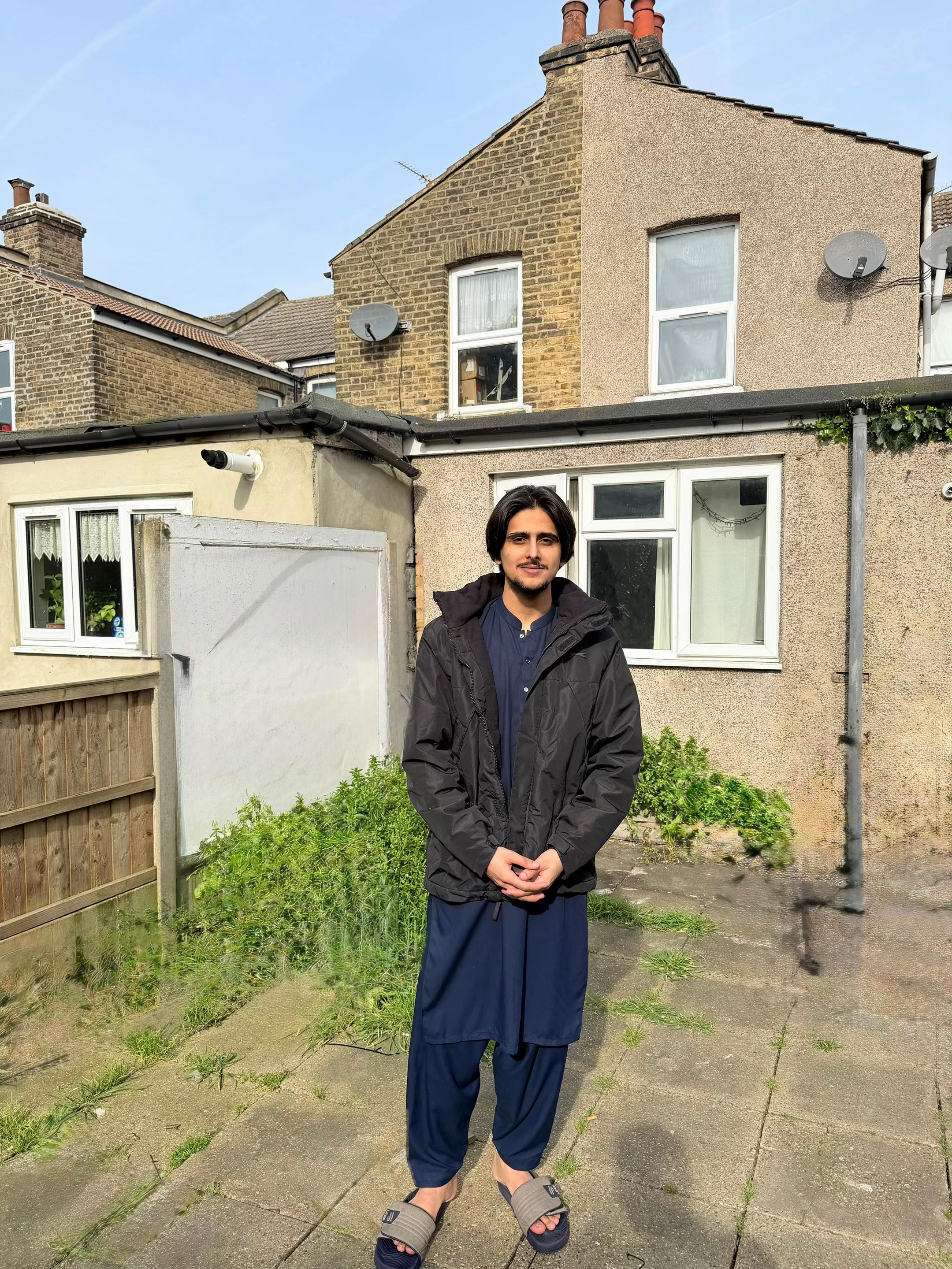 @عدیل گورایہ 🇬🇧