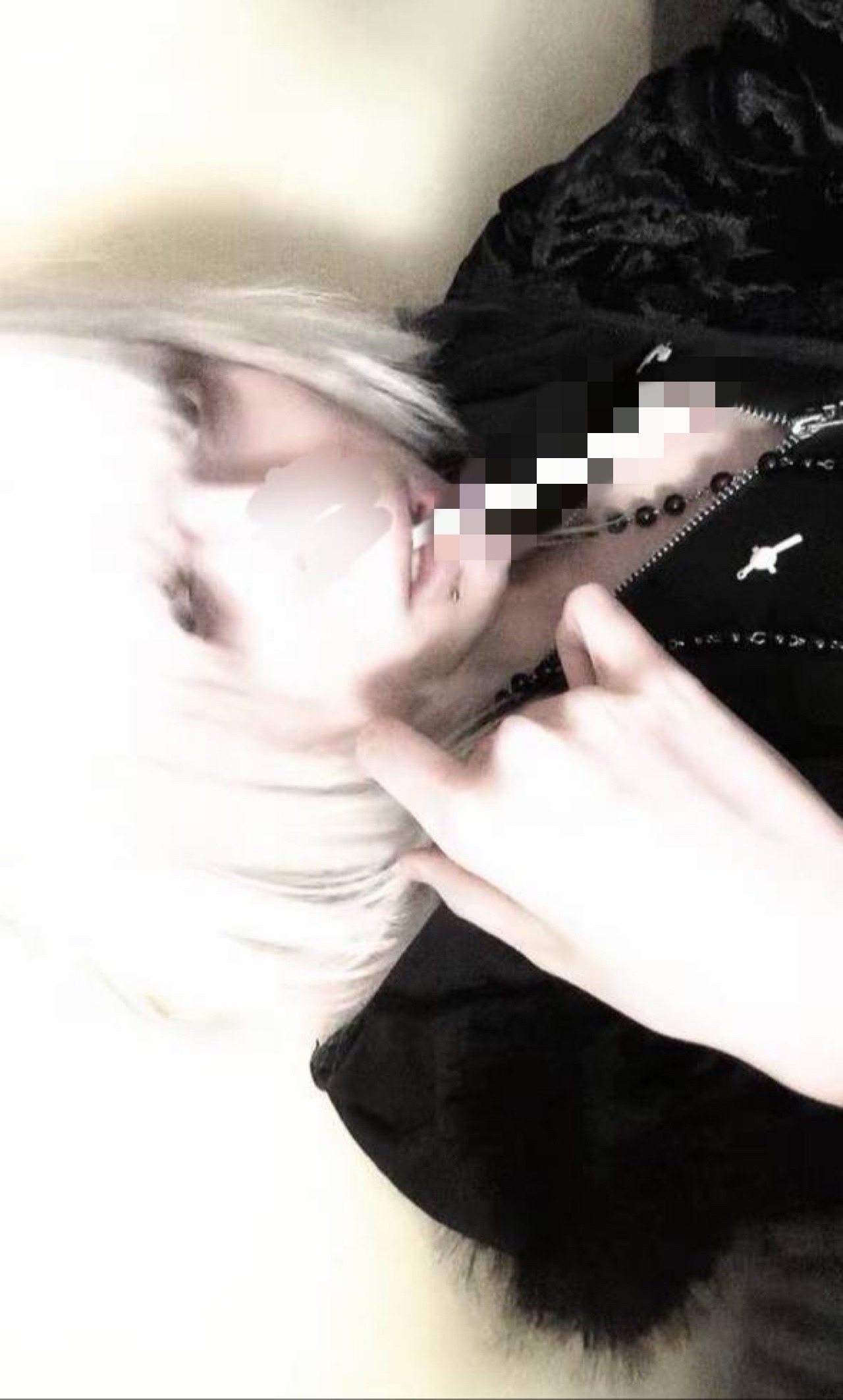@𝔥𝔢𝔫𝔬🐰🍰
