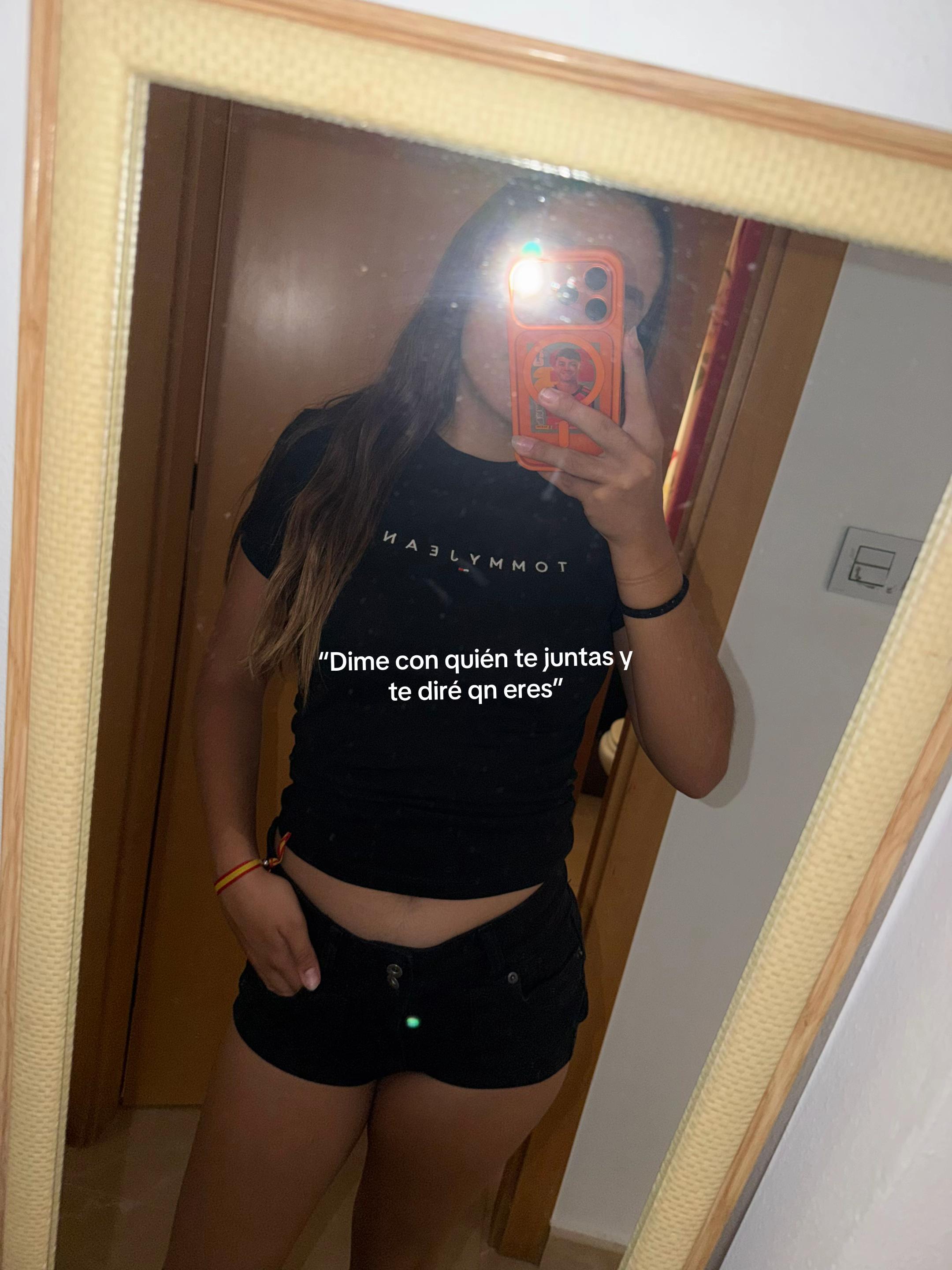@Nikiii💙