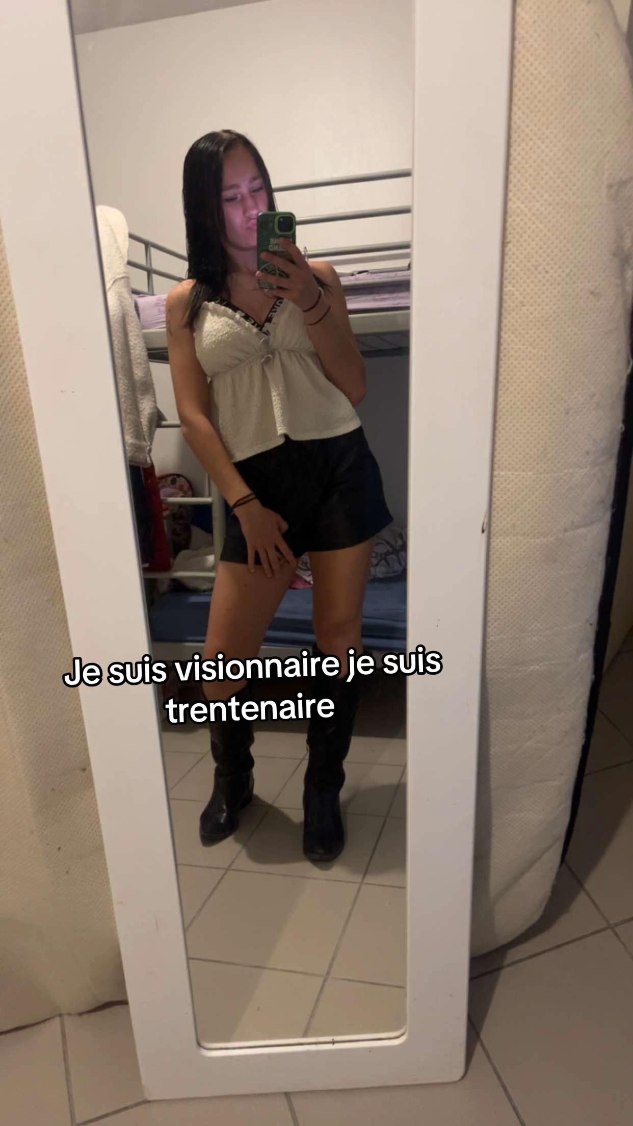 @Chargement…