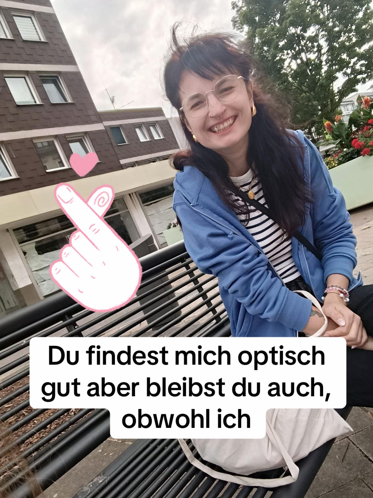 @Christina😂😃❤️🩹