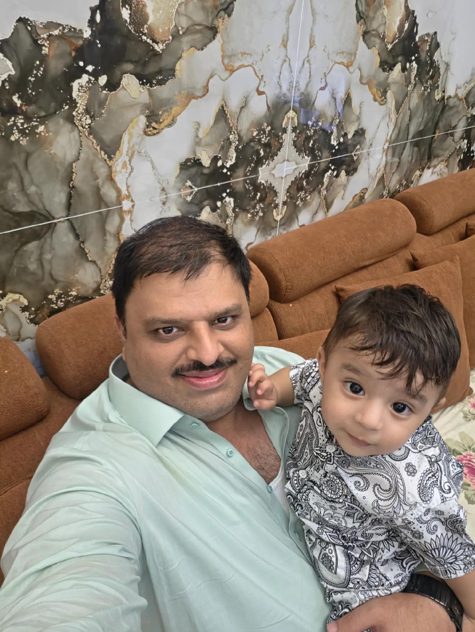 @fashion world gujrat