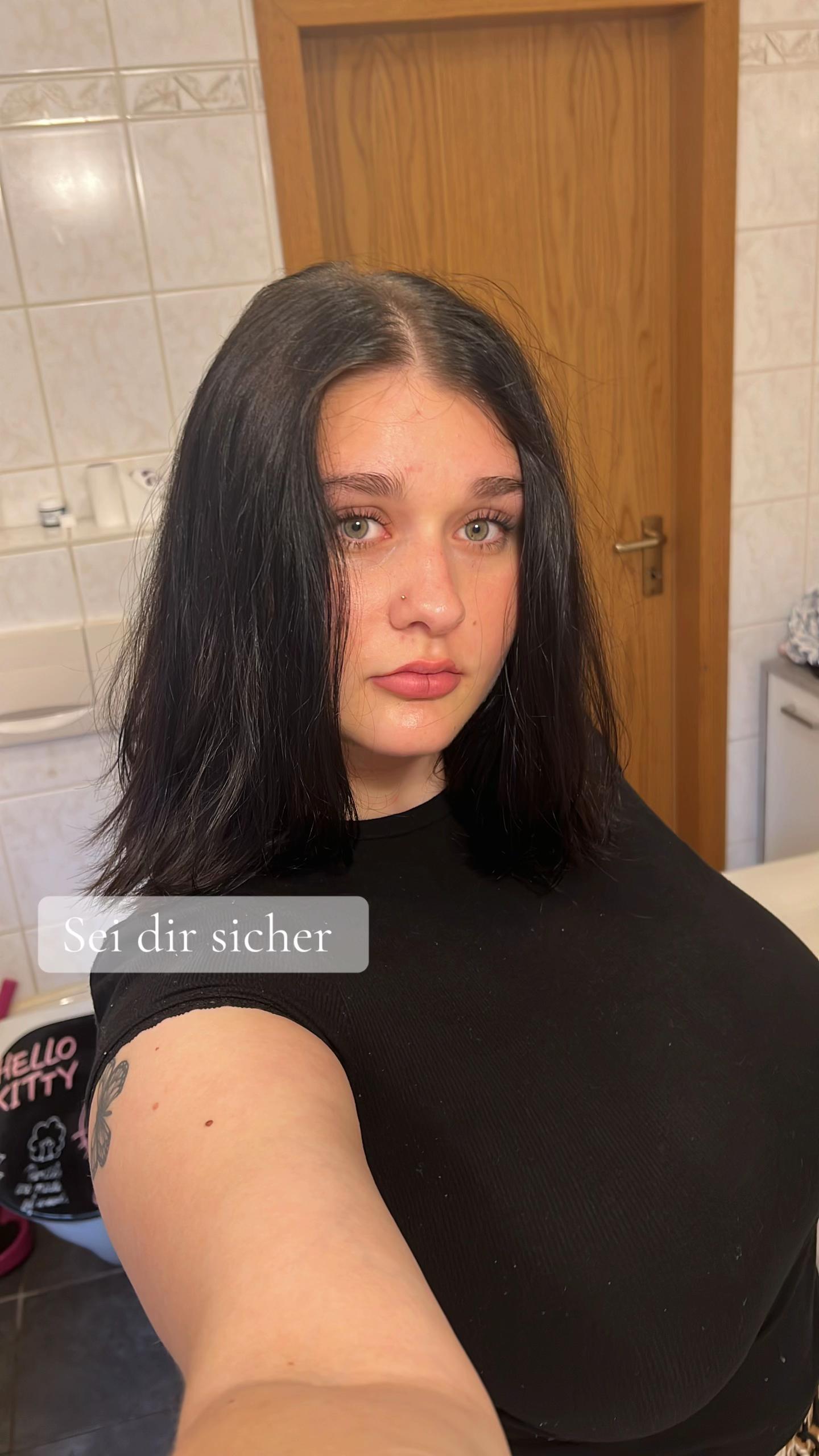 @marie_official
