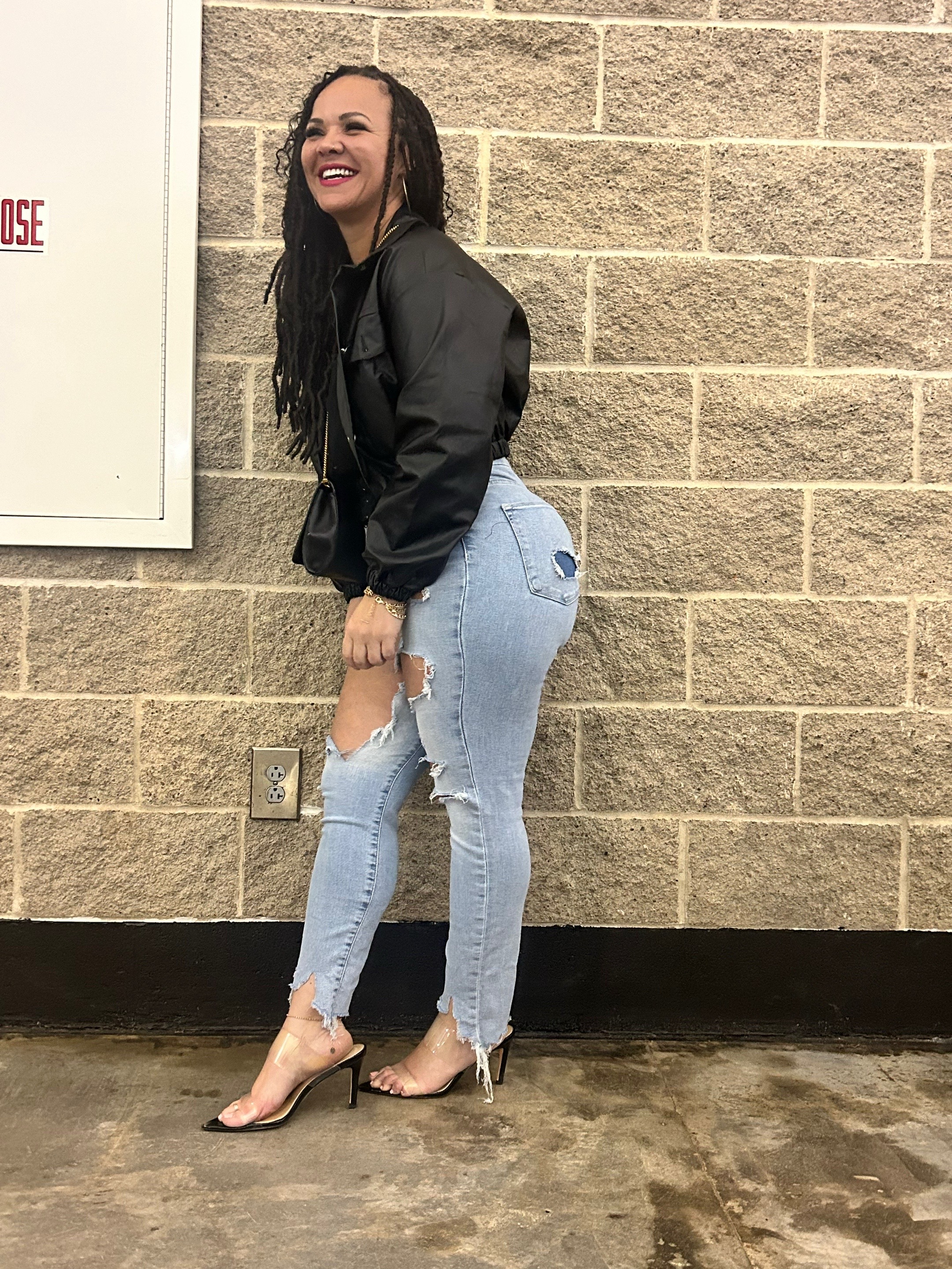 @Ms. Bella Rey