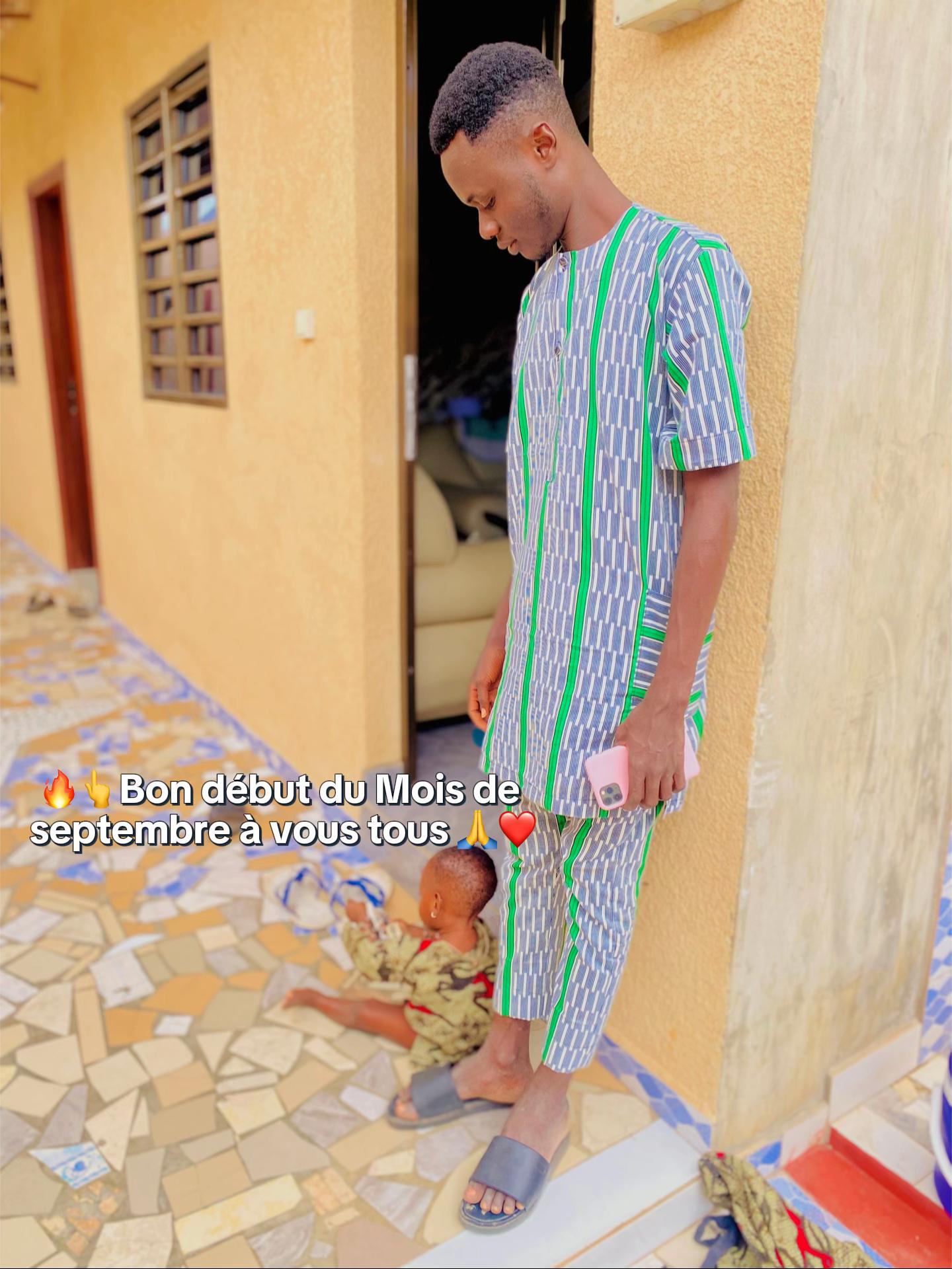 @Dessous🥰 ( Mr TCHIBOZO)