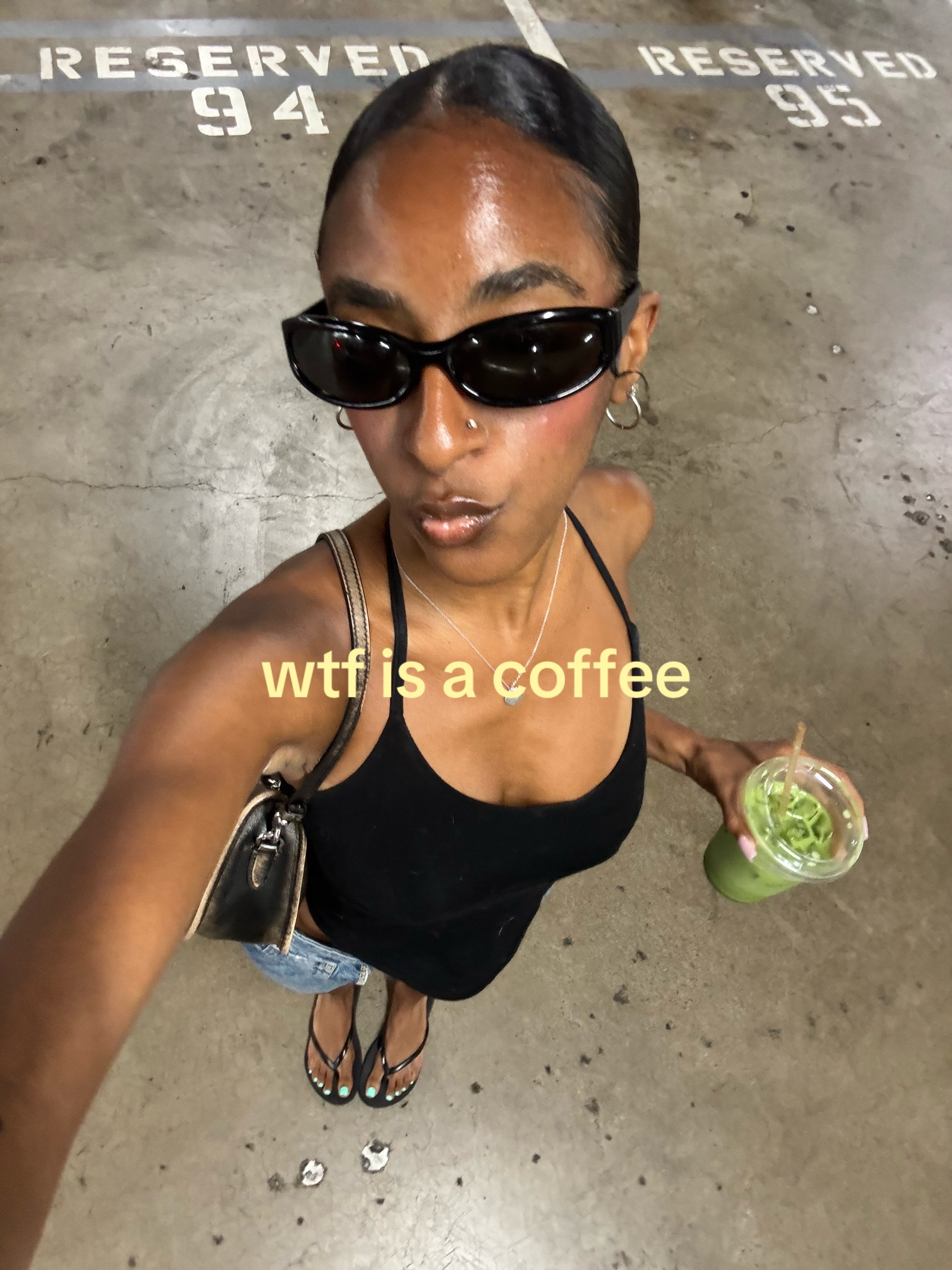 @💩