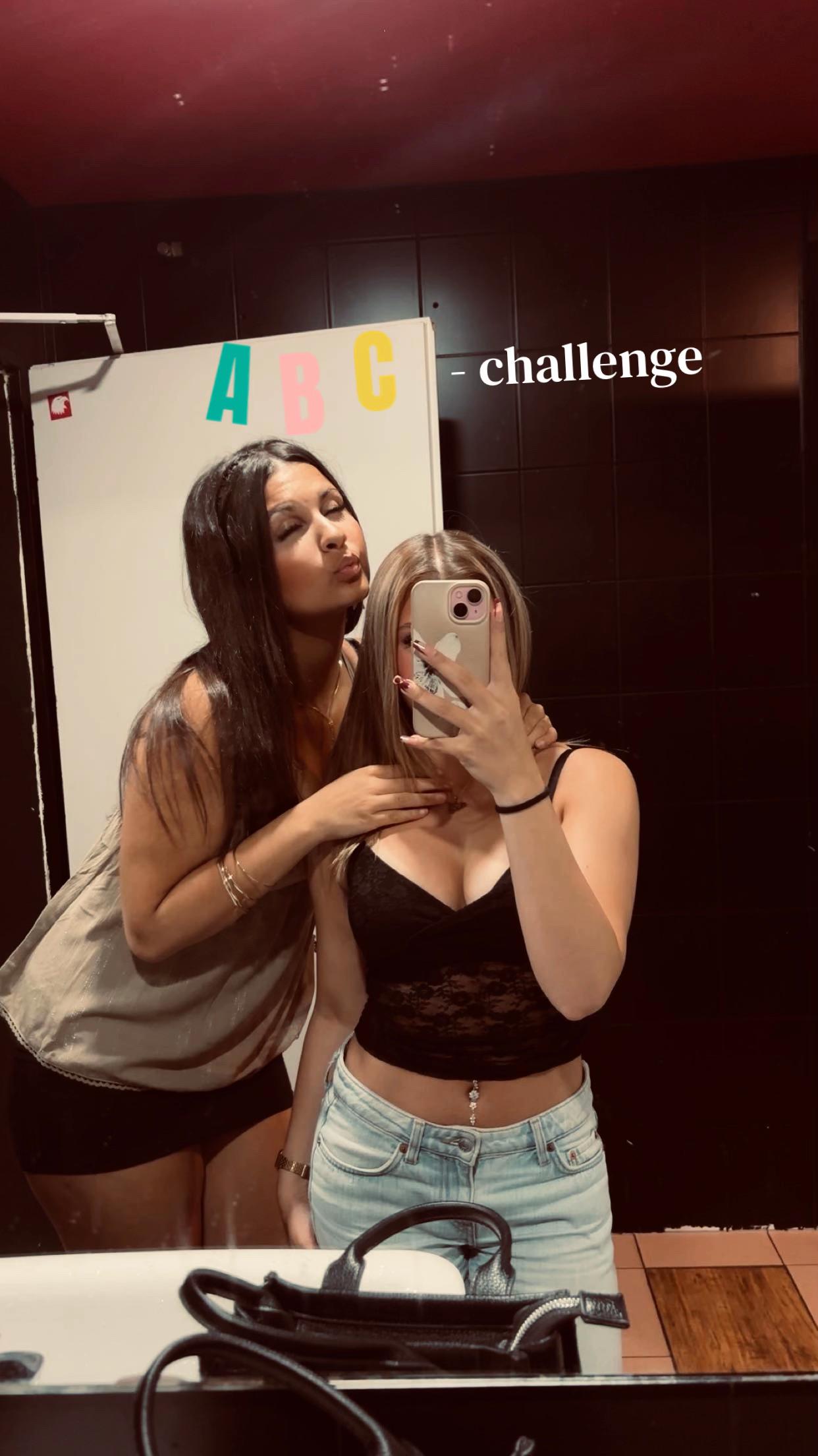 @TwoBestiesOneMess
