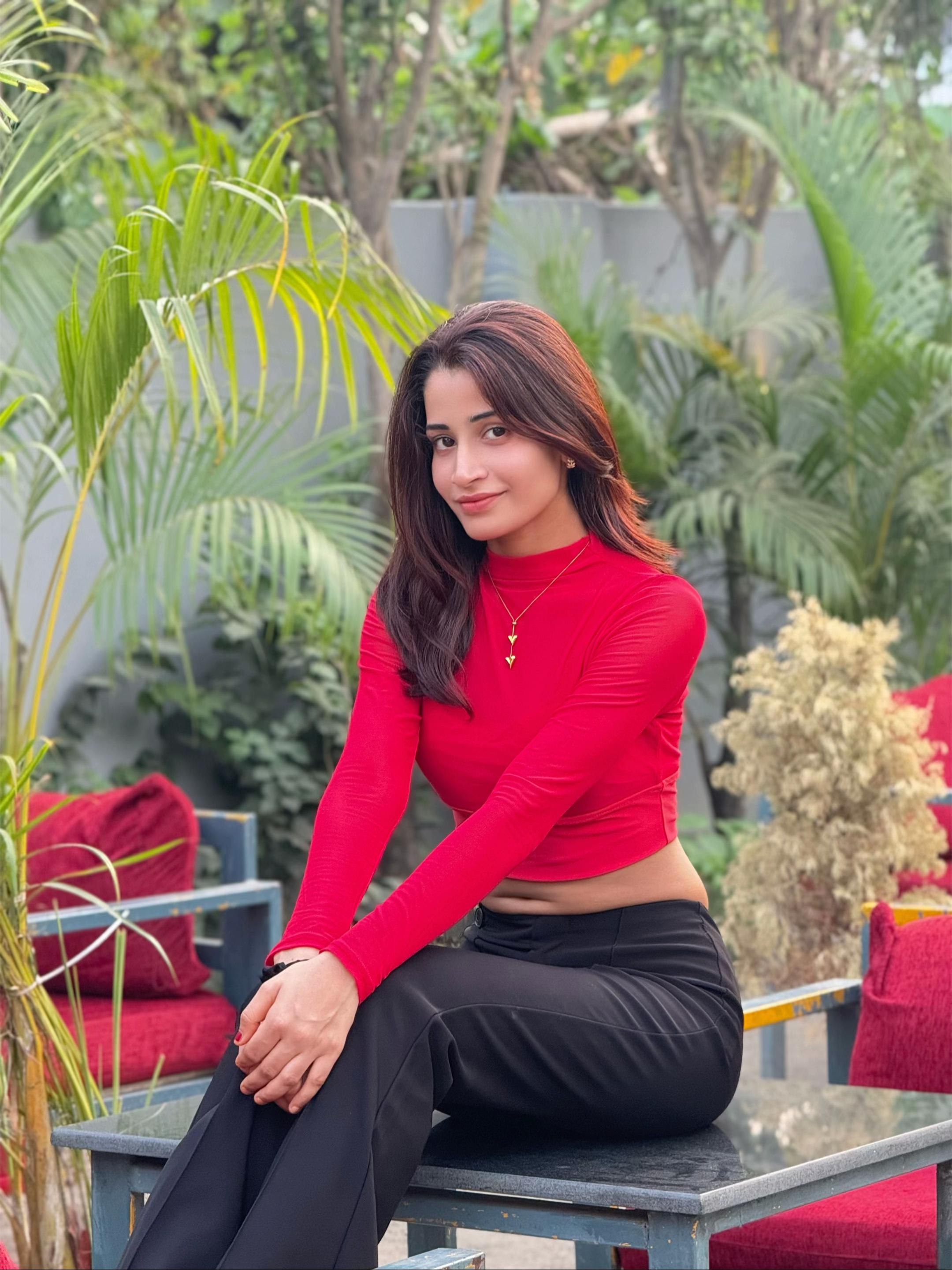 @Miss Neha ⭐🖤⭐