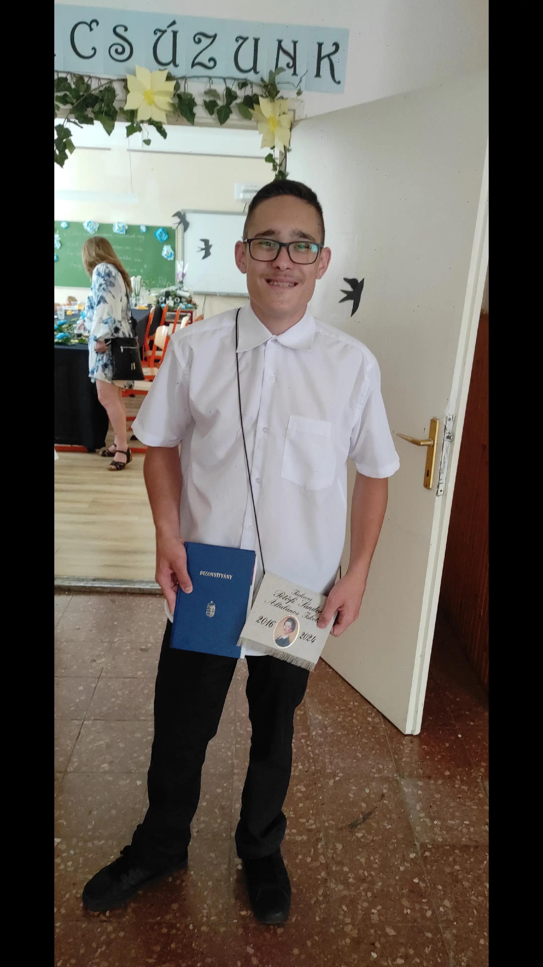 @L&aacute;szl&oacute; N&eacute;meth