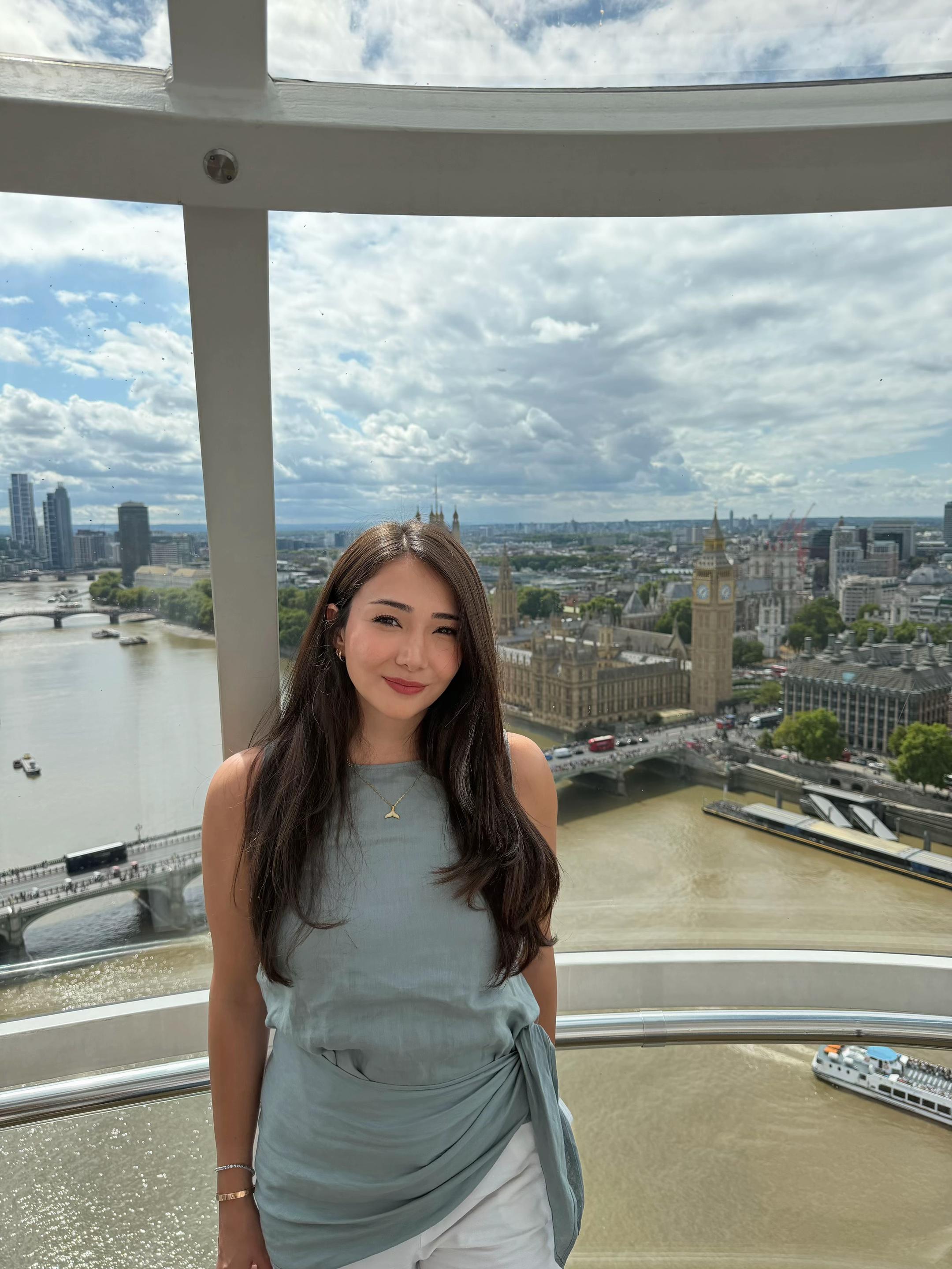 @travelwithbusra
