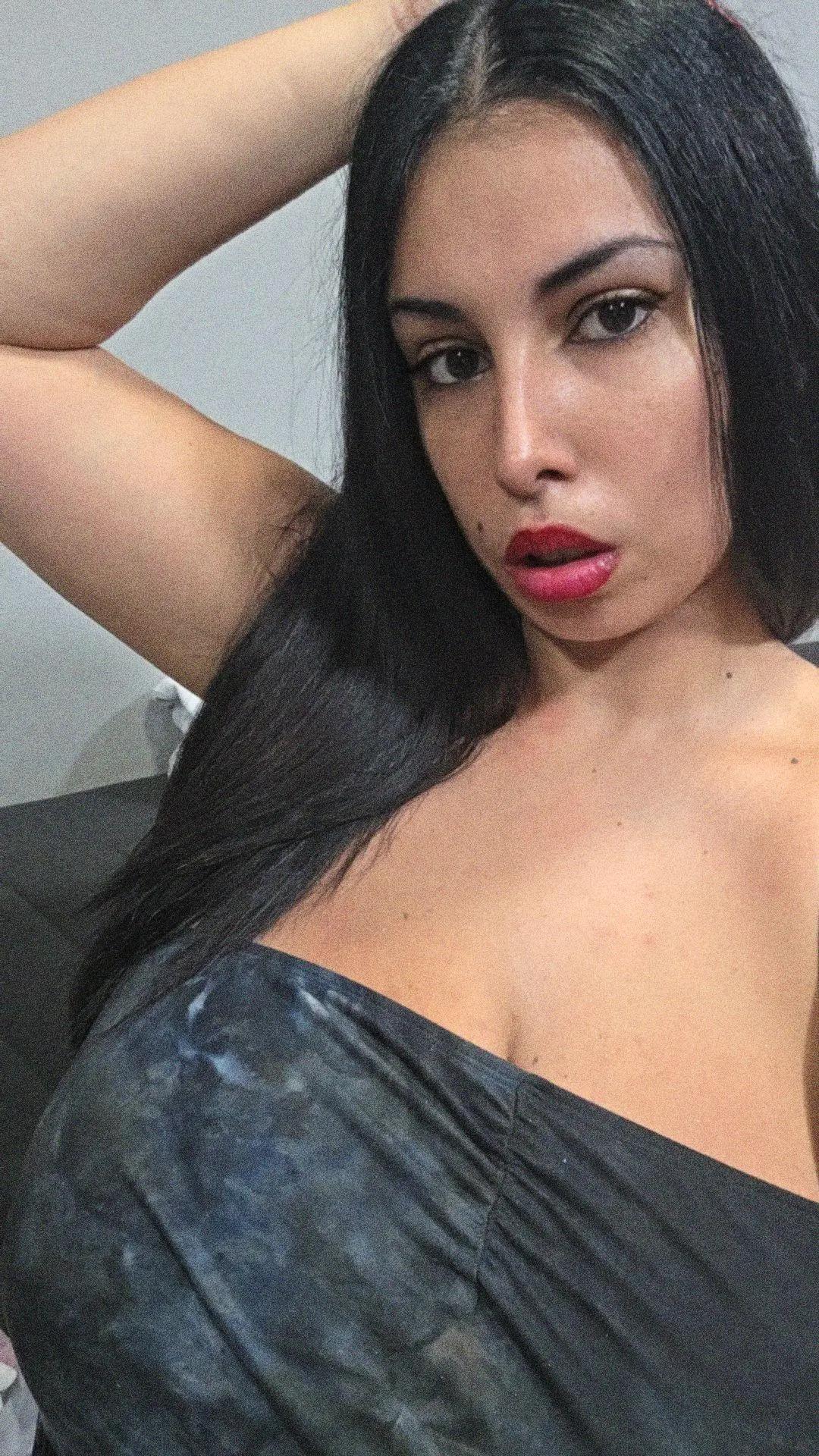 @👽