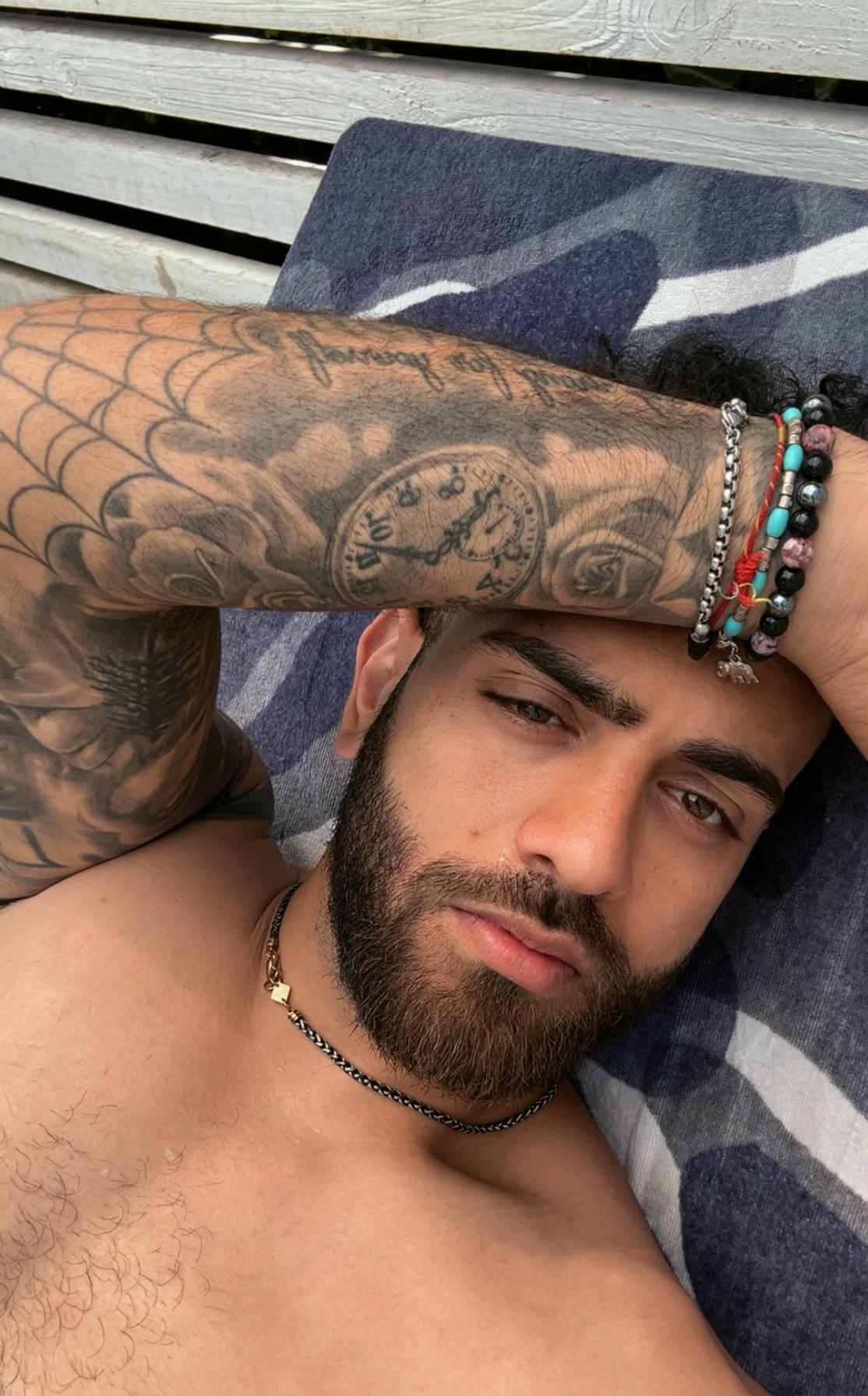 @yaserelzer