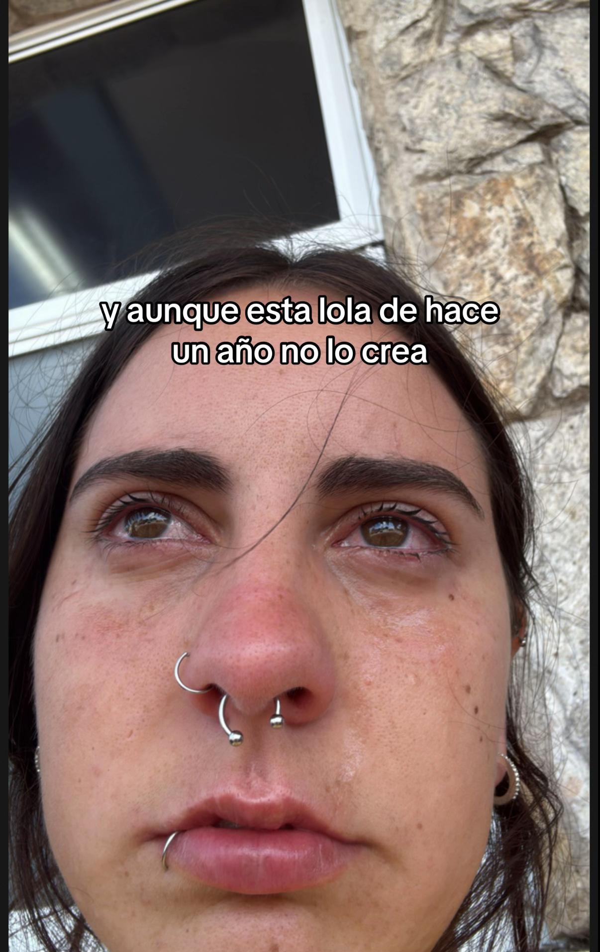@lola