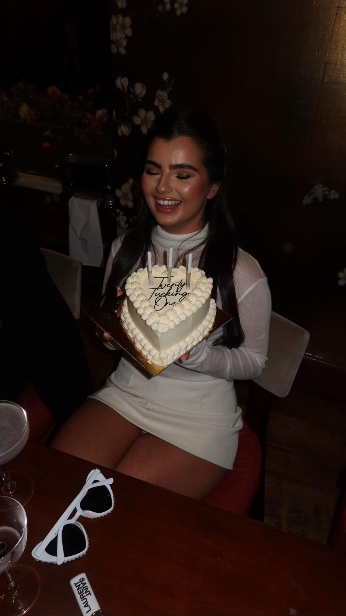 @ameliawallerx