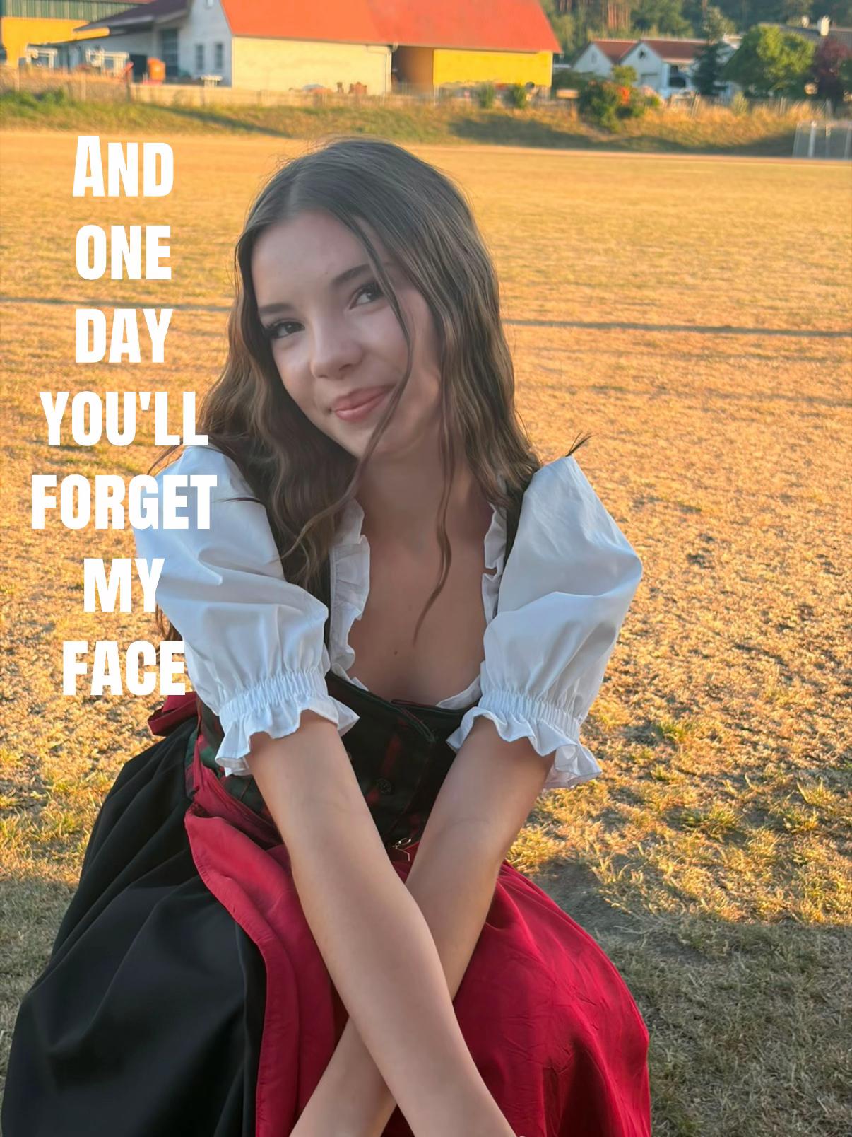 @ℰ𝓁𝒾𝓃𝒶