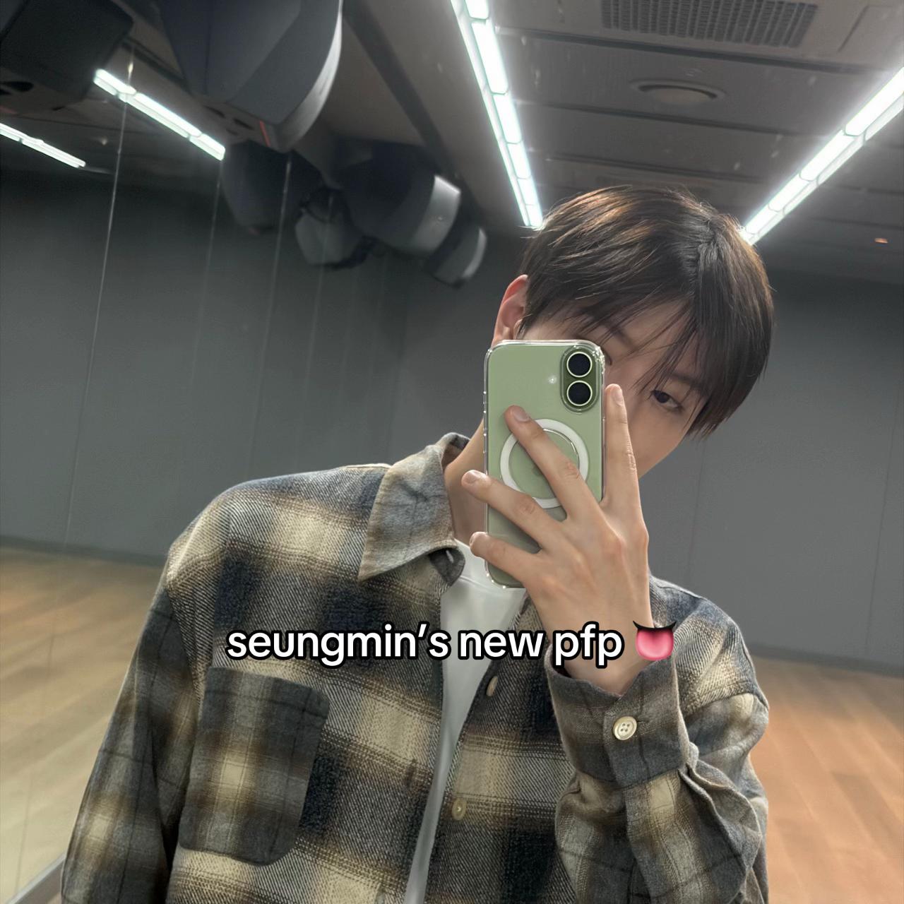 @₊ ⊹ skz ⊹ ₊