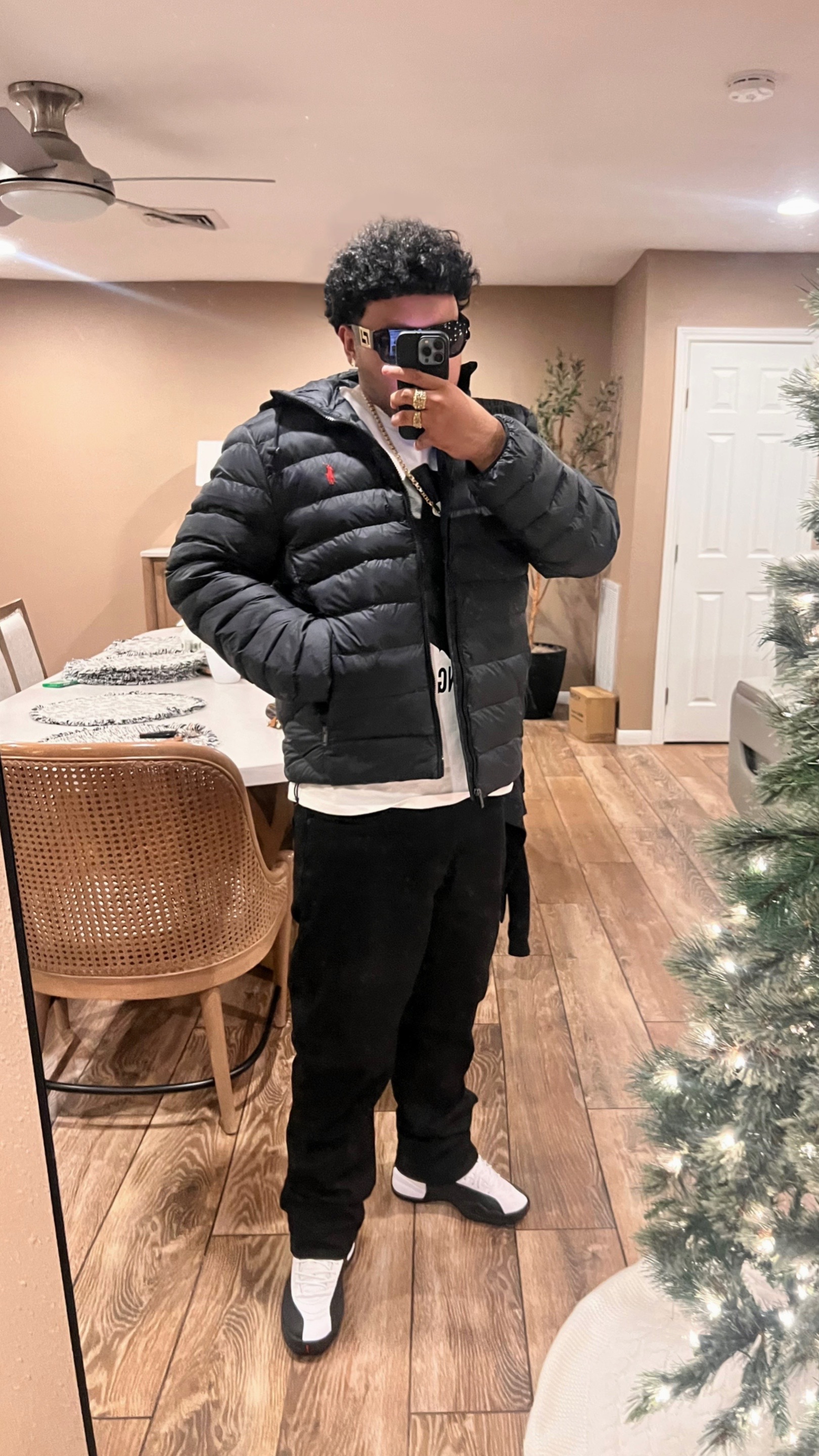 @$