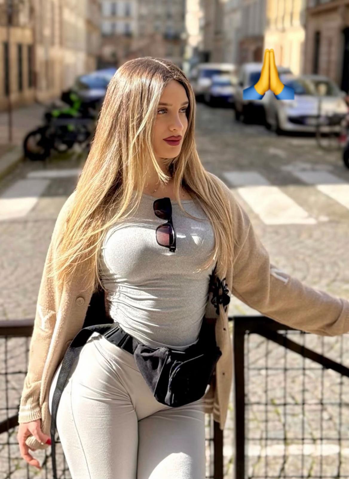 @Vlora