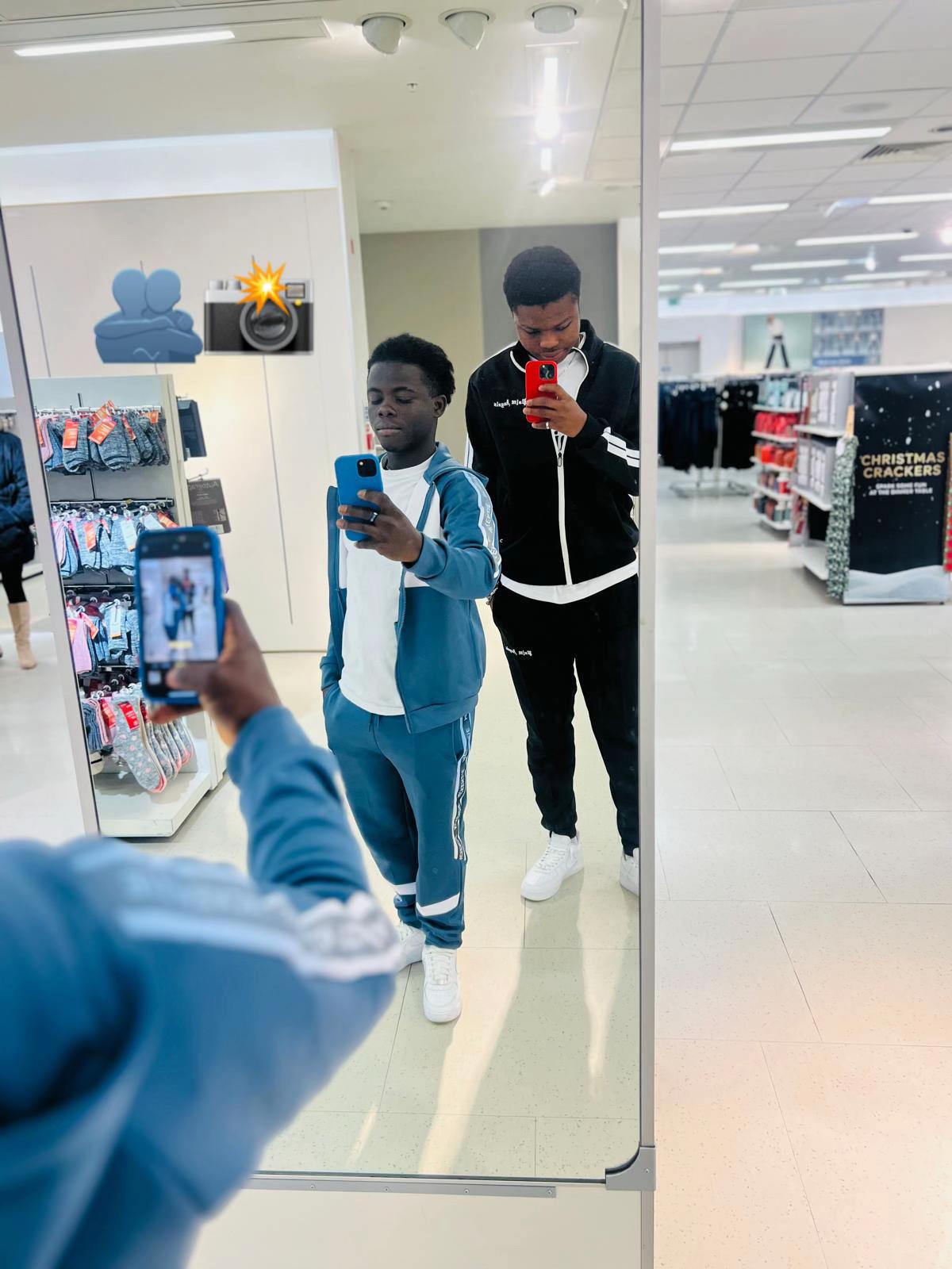 @🇬🇭ĶĨŹĨŤŒ🇬🇧🥷🏧