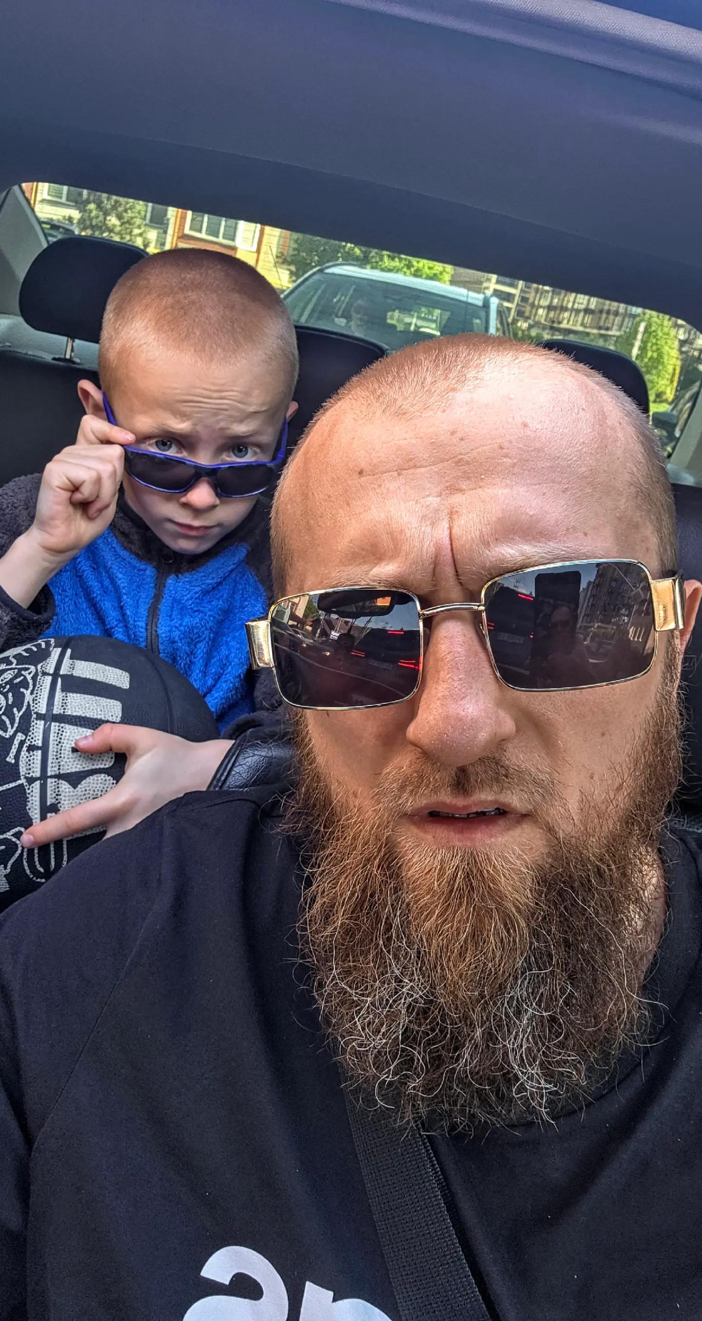 @Александр Волкодав