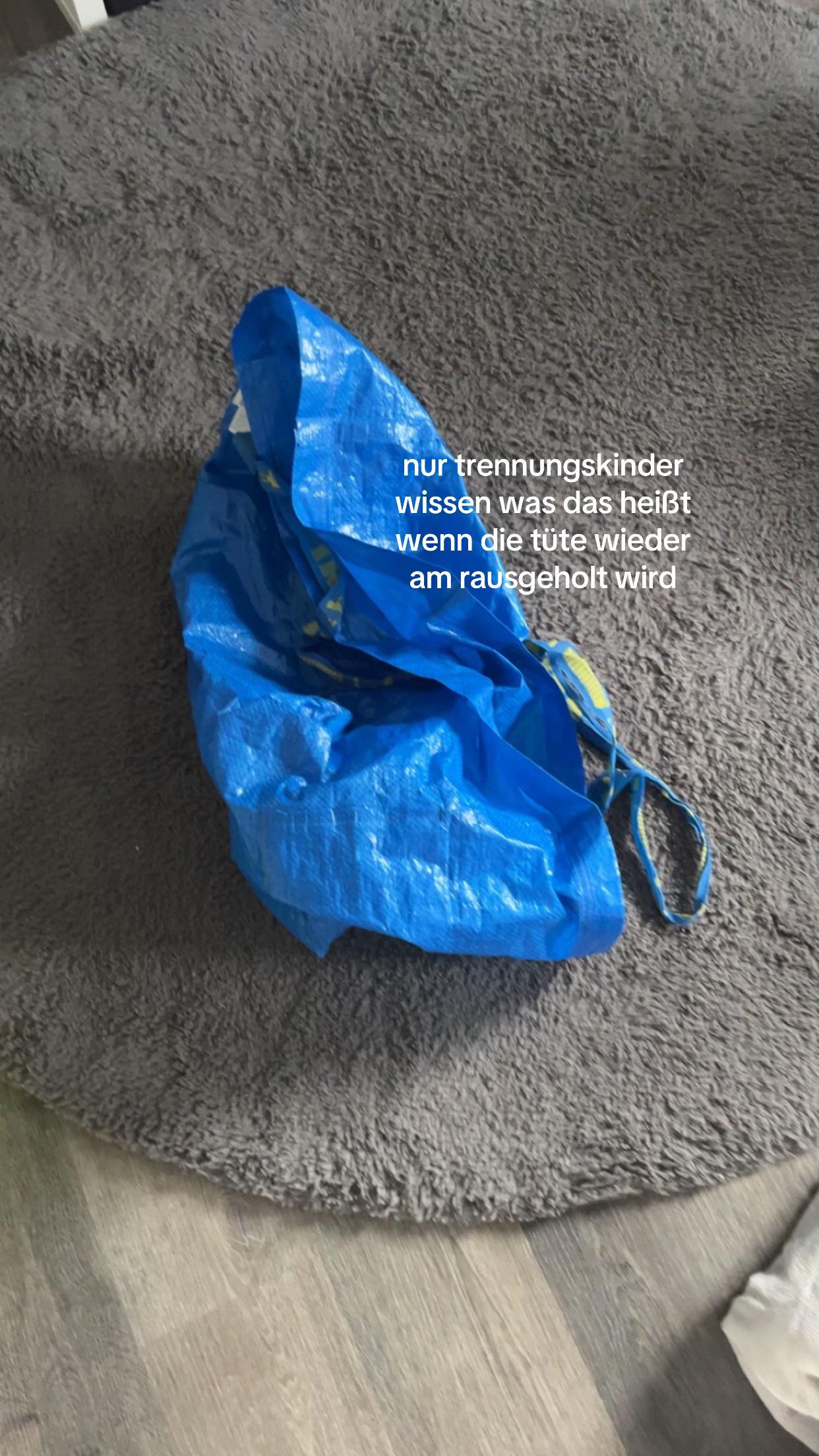 @𝐞𝐦𝐦𝐚