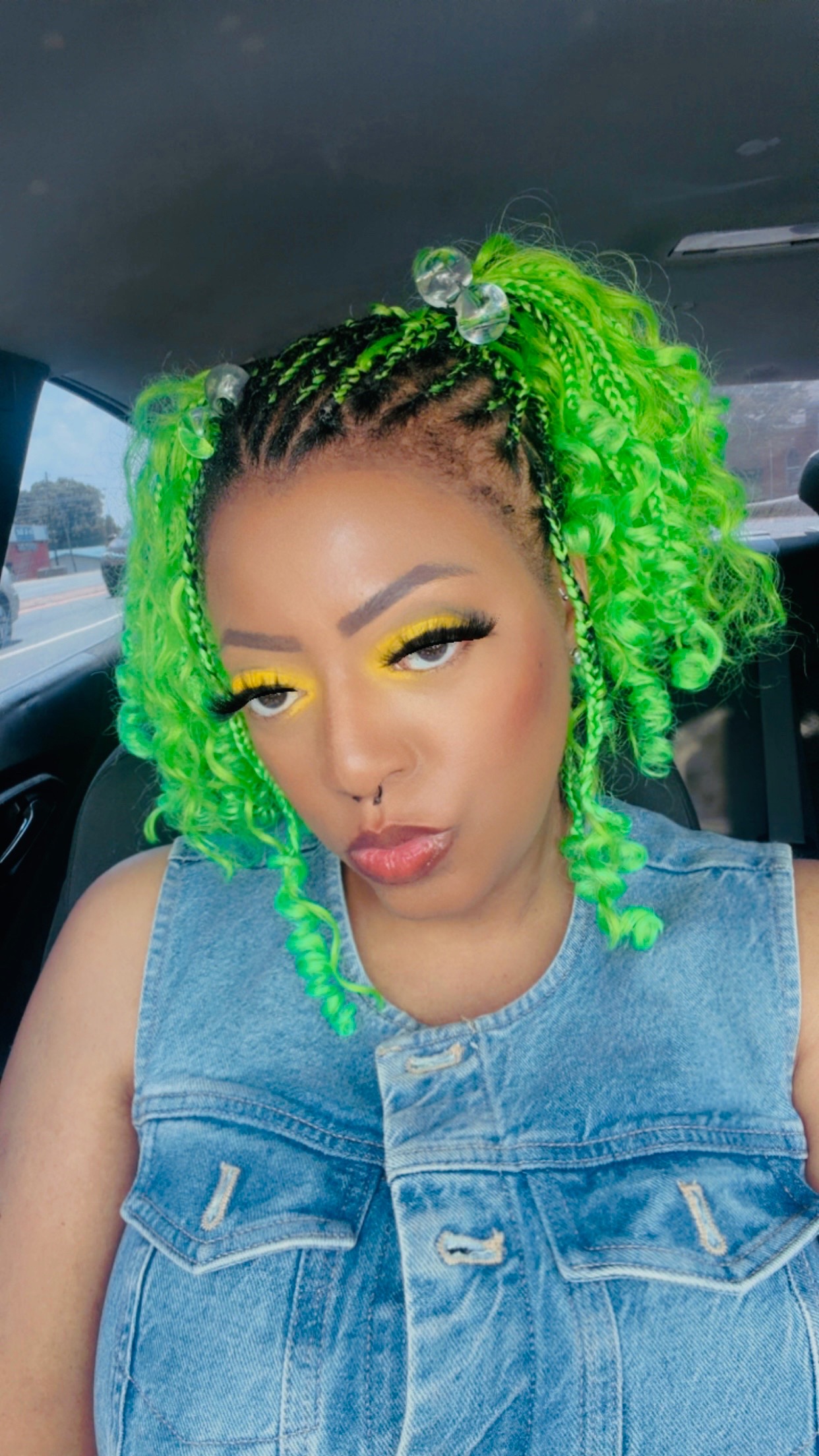 @Baddiesbeauty_Monika