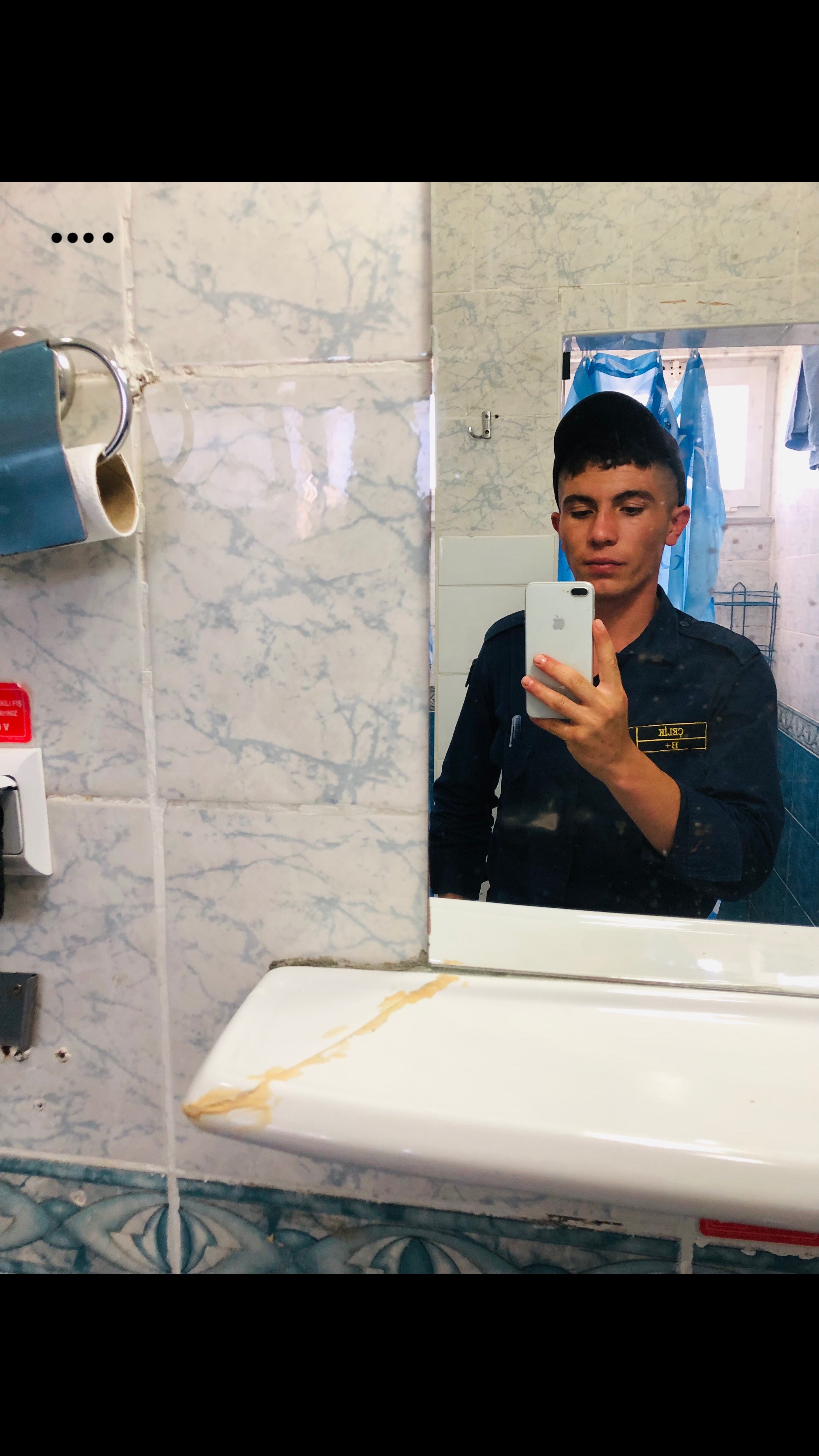 @azad &ccedil;elik