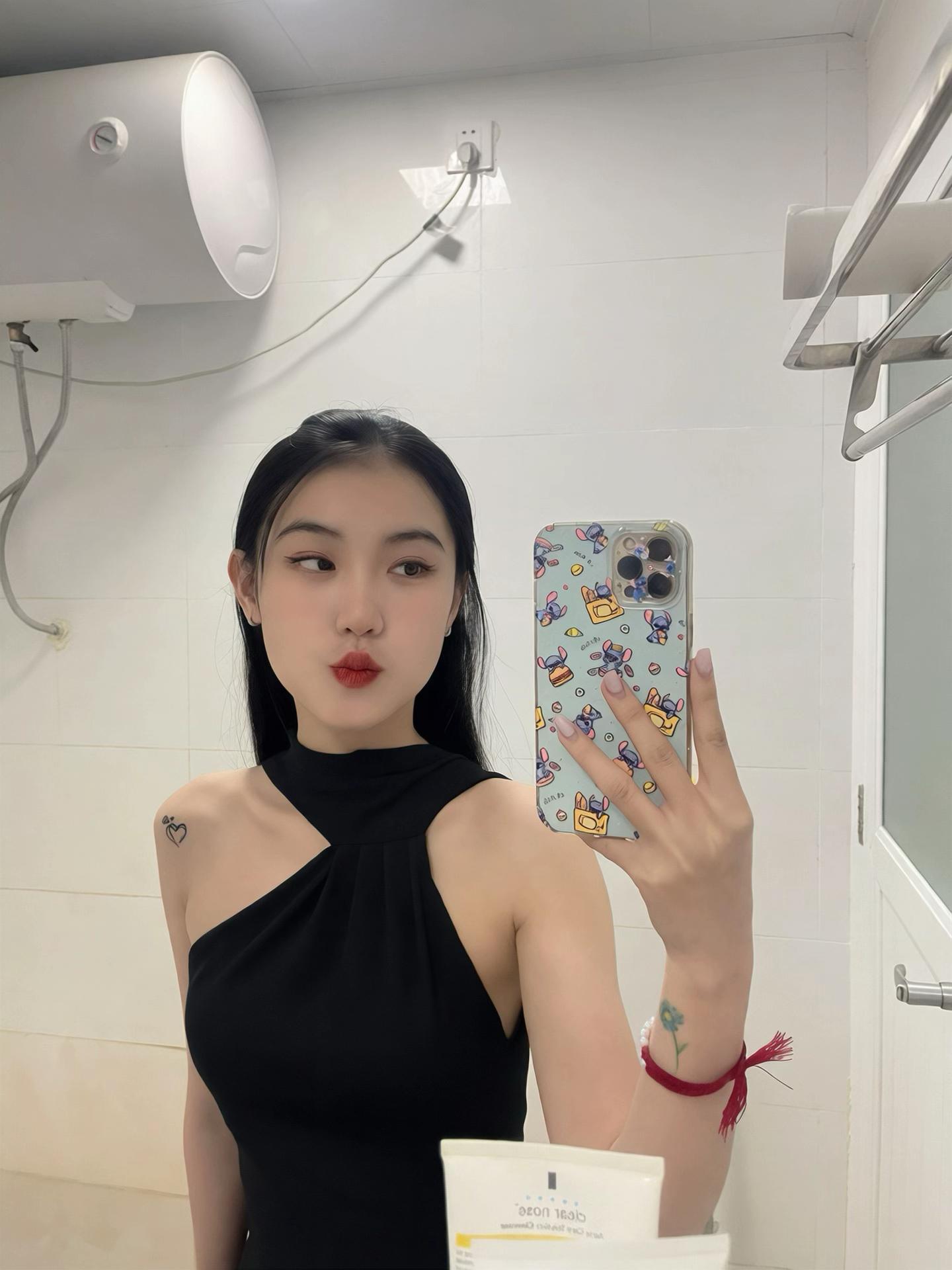 @POUPAY🐣🩵