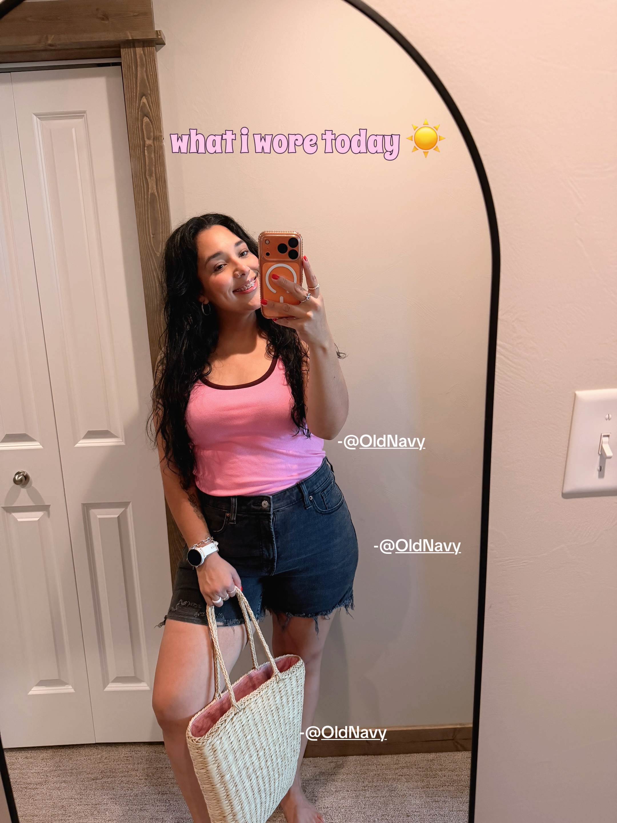 @E V E L Y N