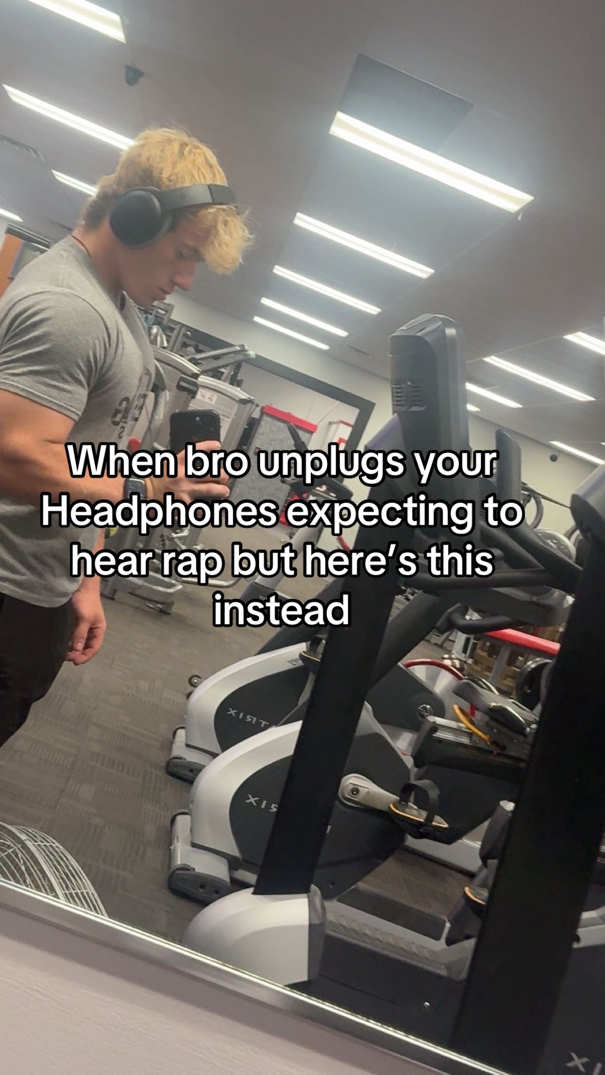 @Smallguygavin 🧬