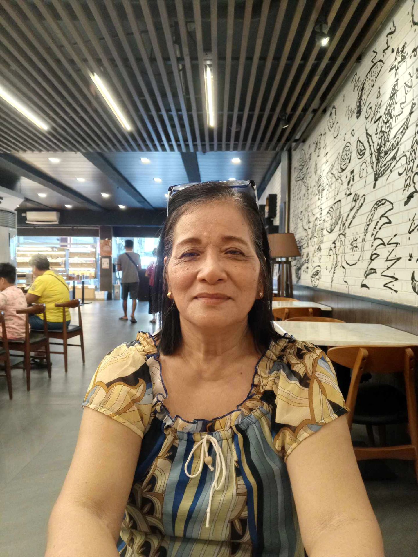@Tita Cory