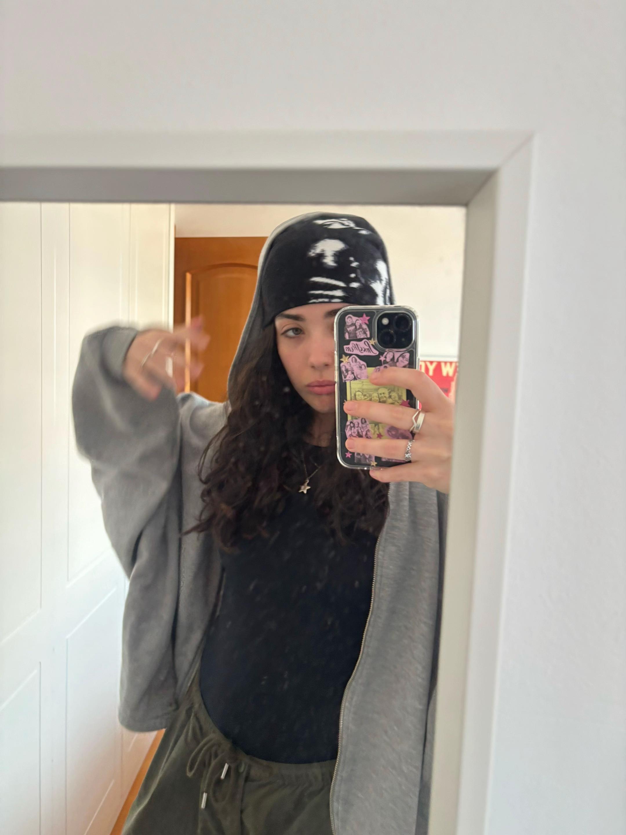 @carlotis