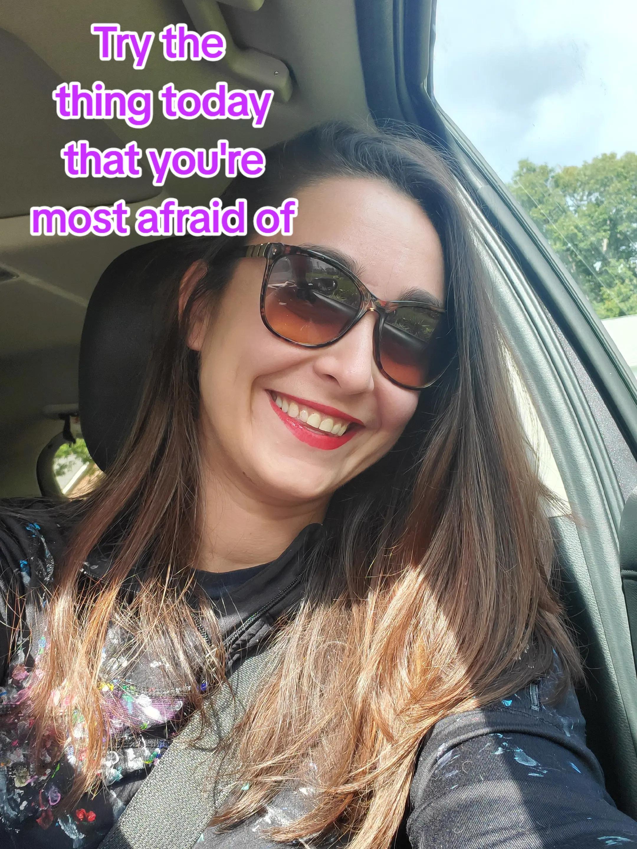 @PokerWithSara