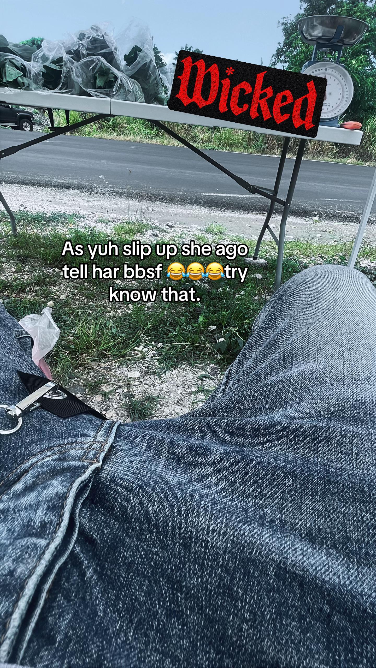 @𝘿𝙧𝙚 🪫