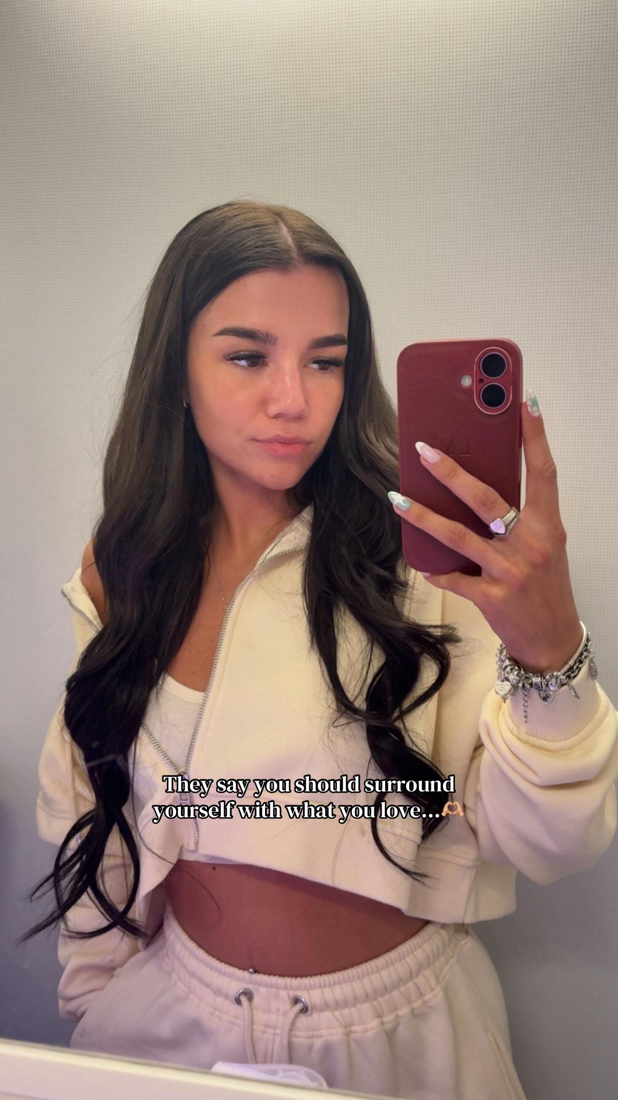 @LIV M✨