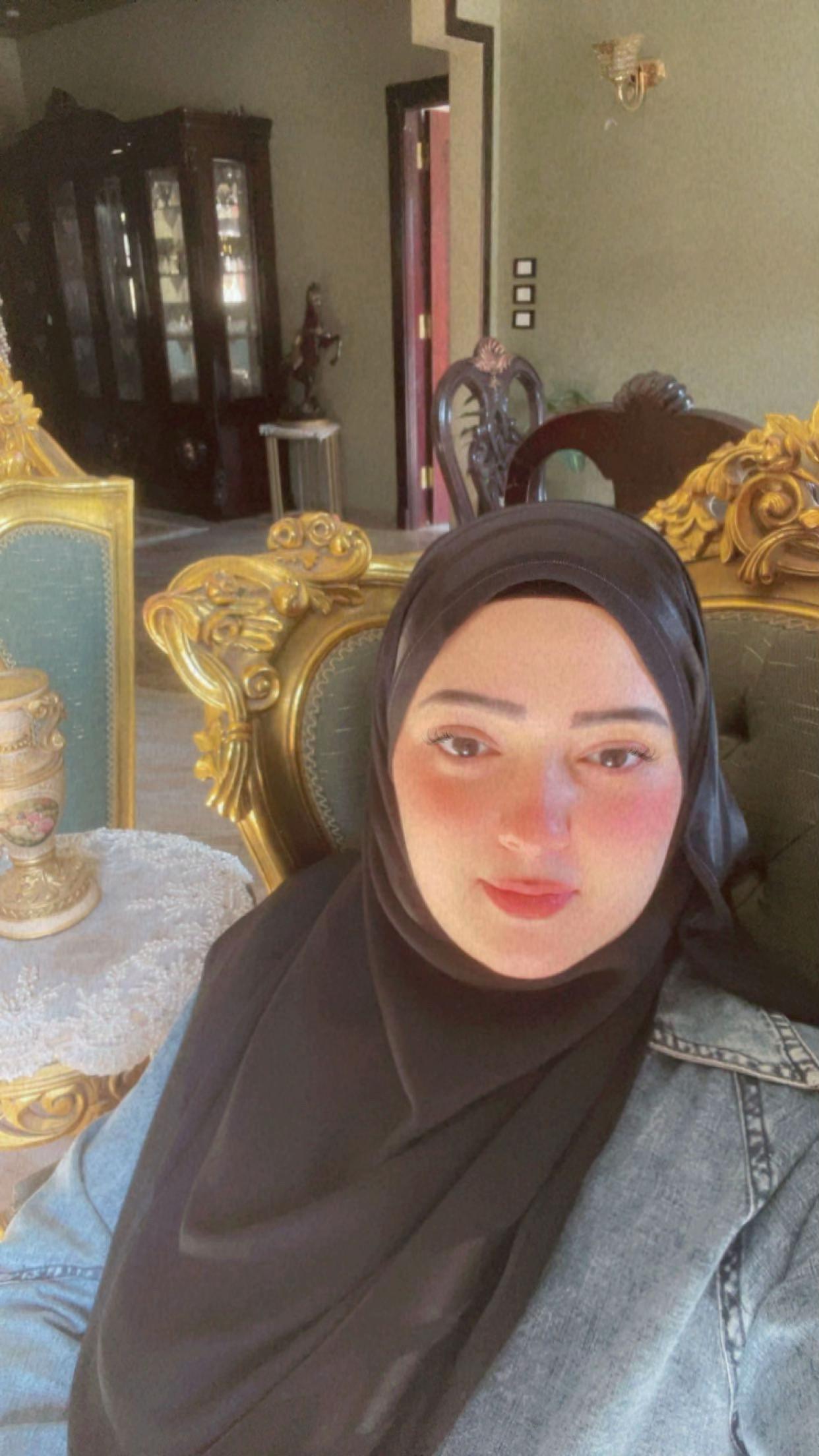 @Esraa