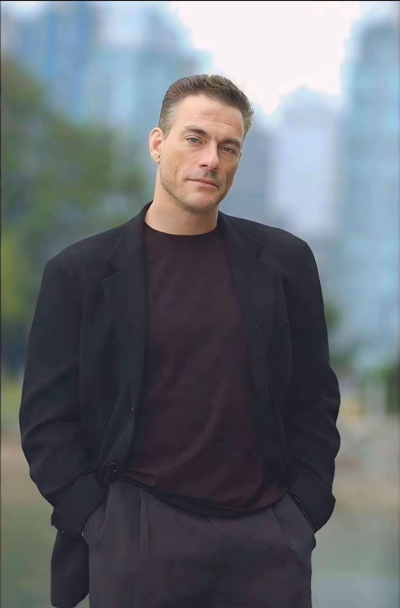 @Jean Claude van Damme