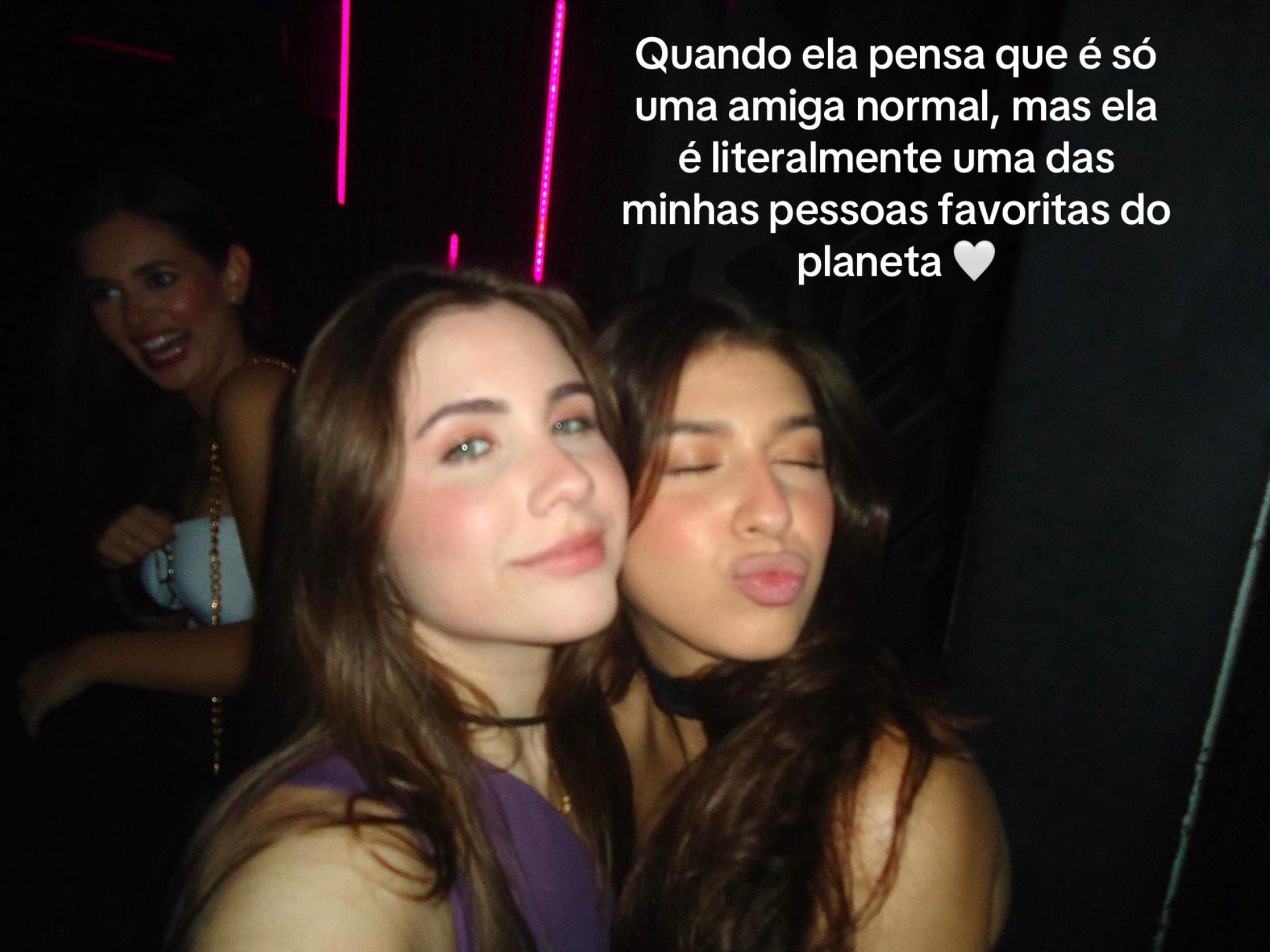 @Ana Clara