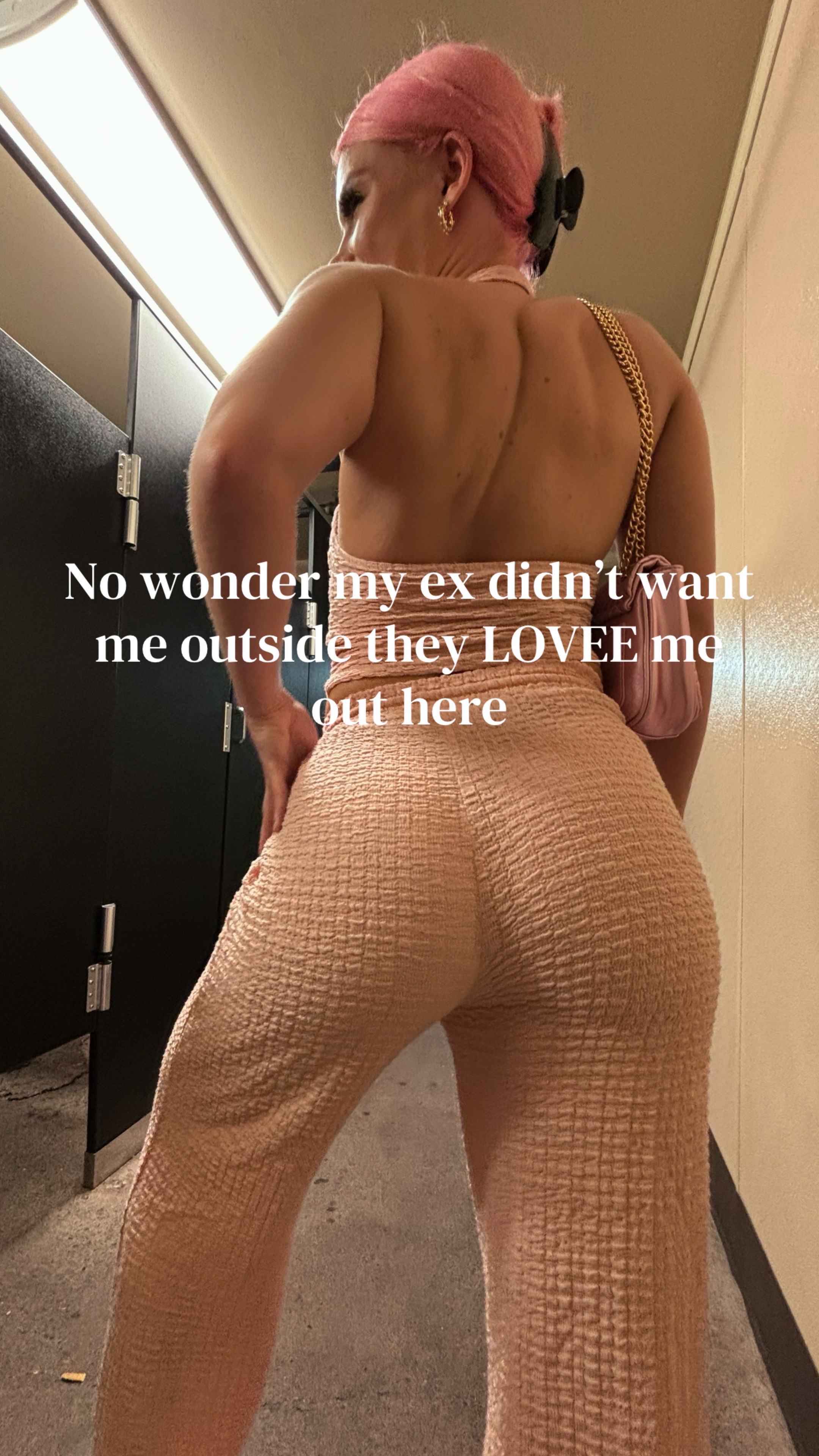 @Victoria Angelica