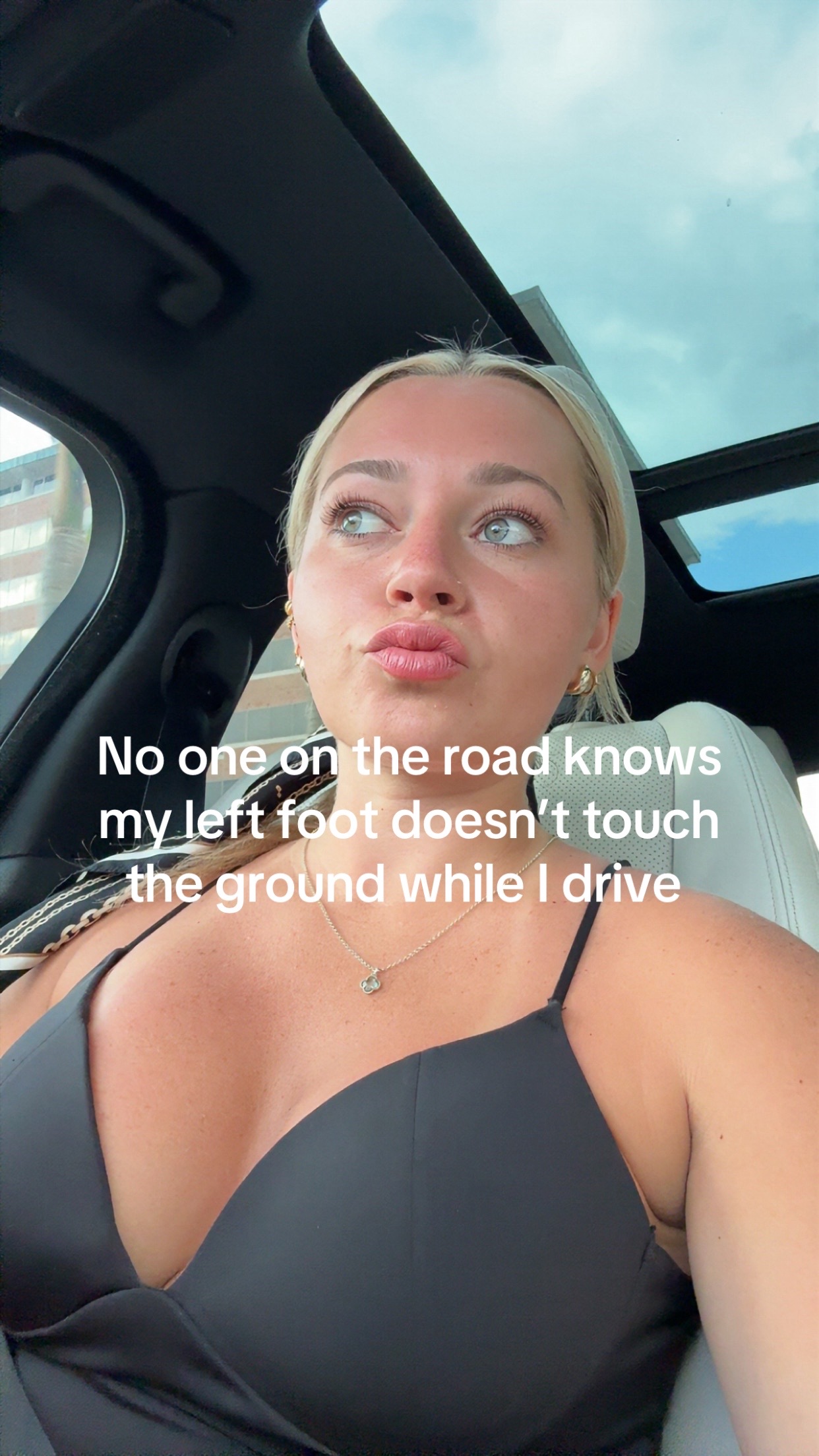 @Emniccolee