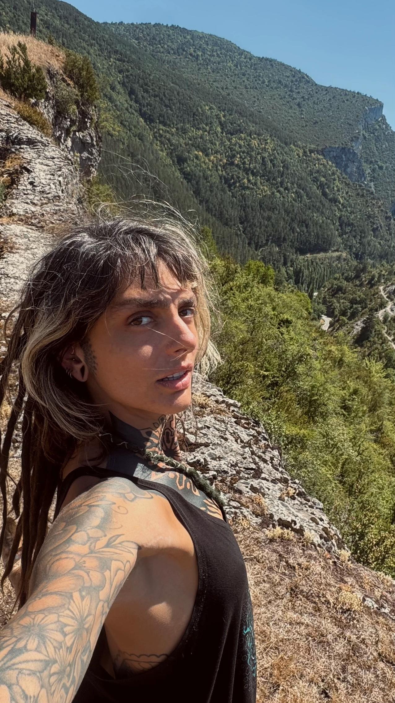 @Vitória Schwarzelühr