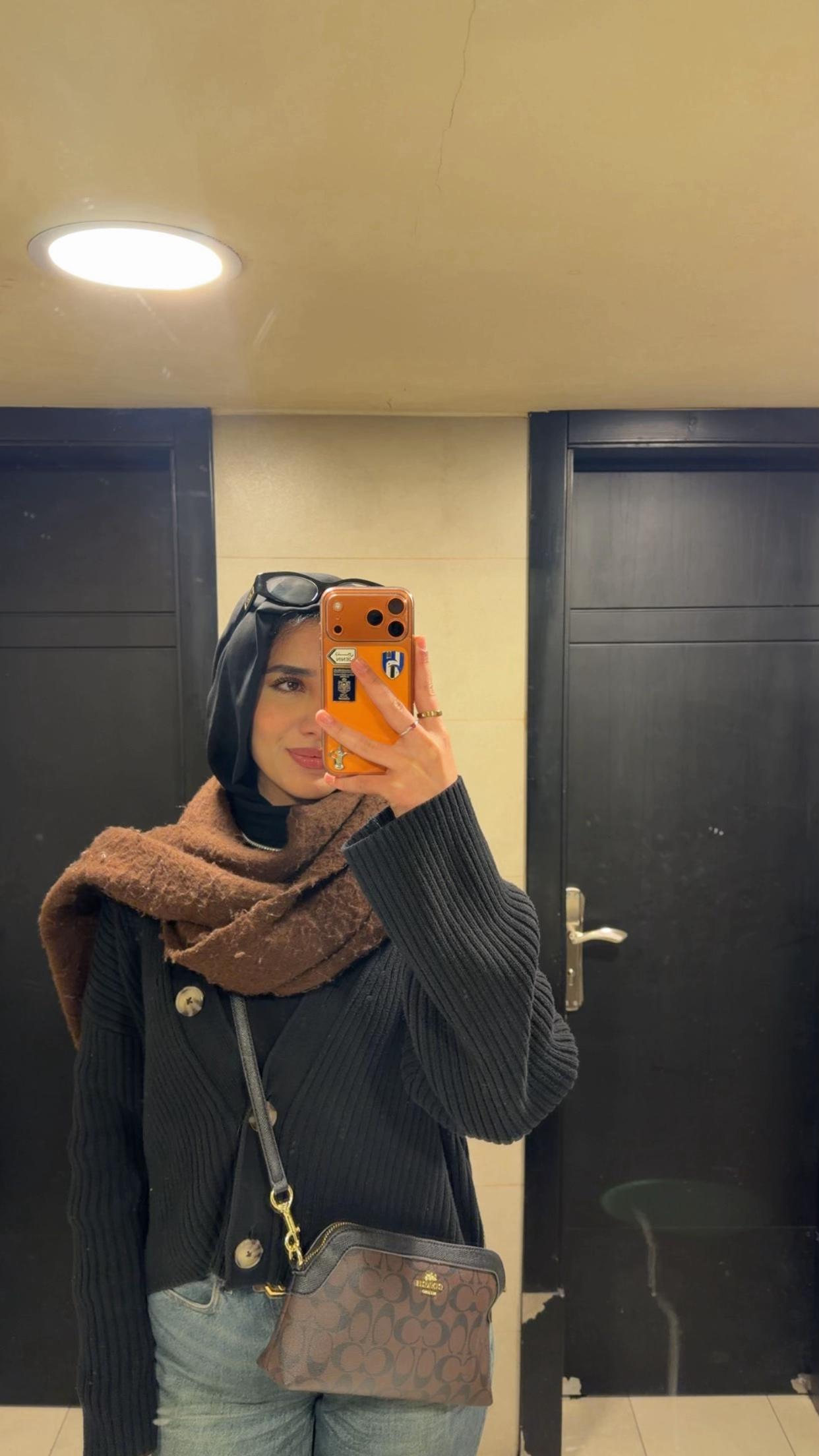@🪬